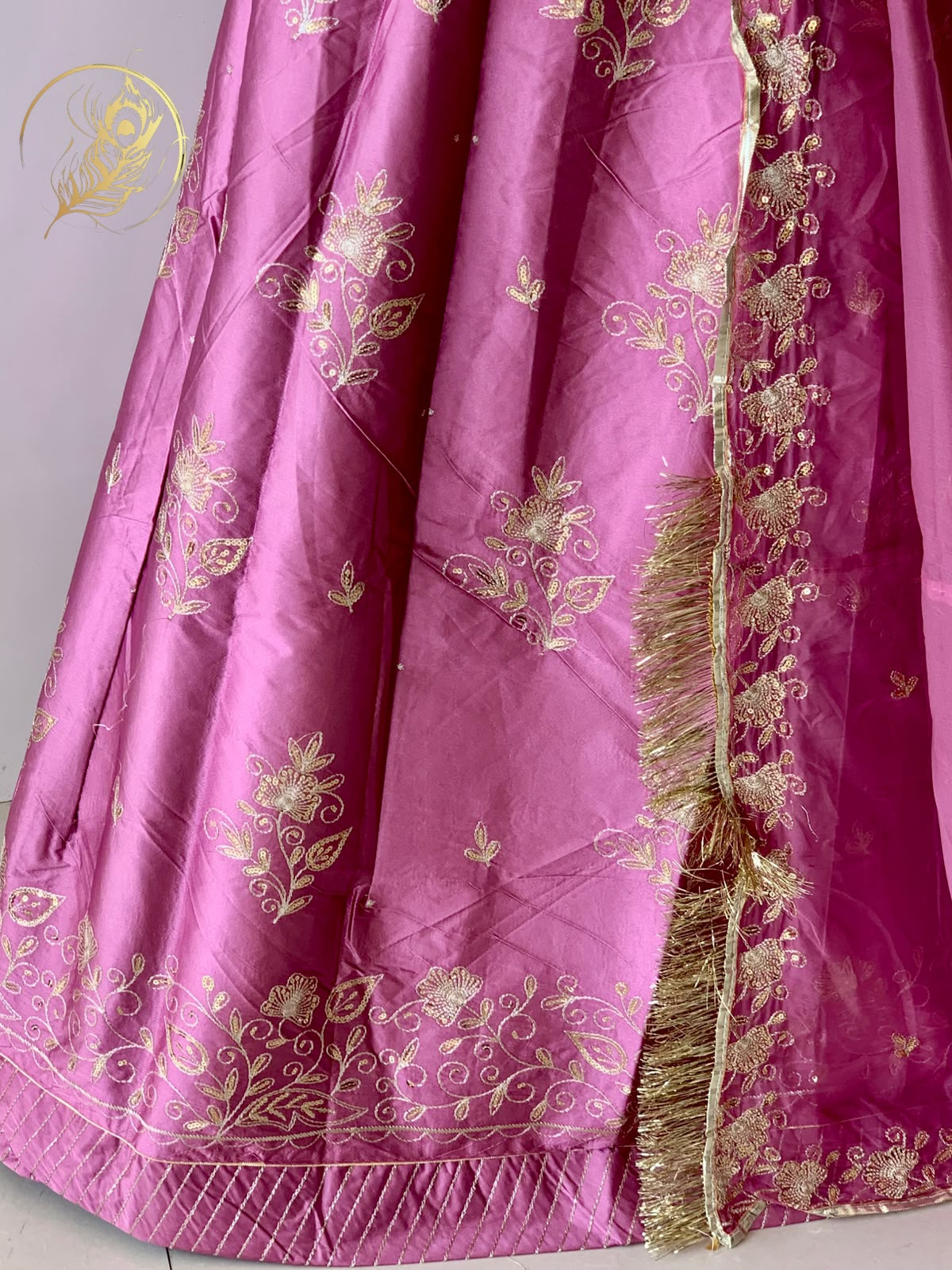 SATIN POSHAK