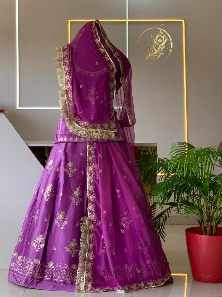 Image of SATIN POSHAK
