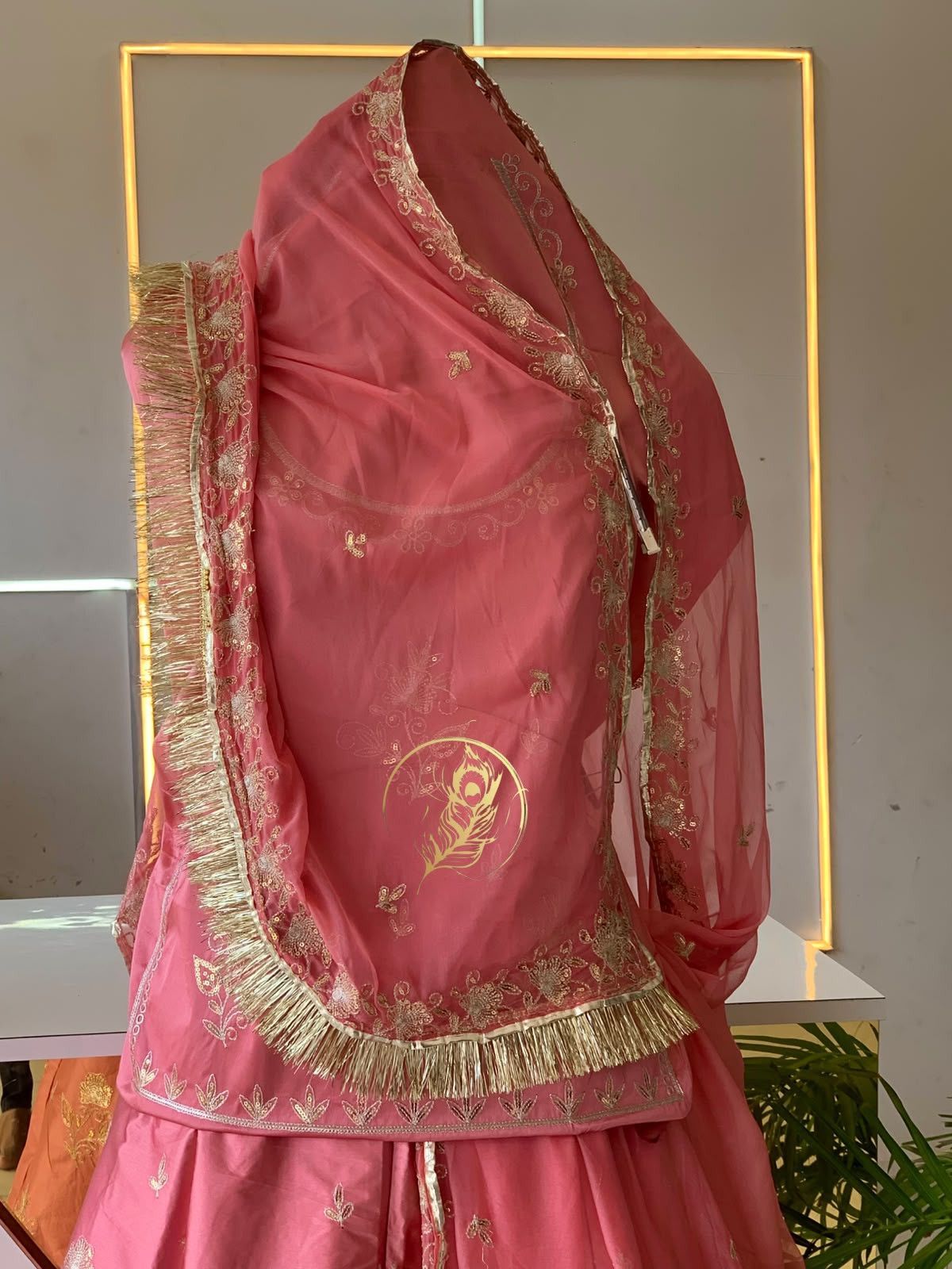 SATIN POSHAK