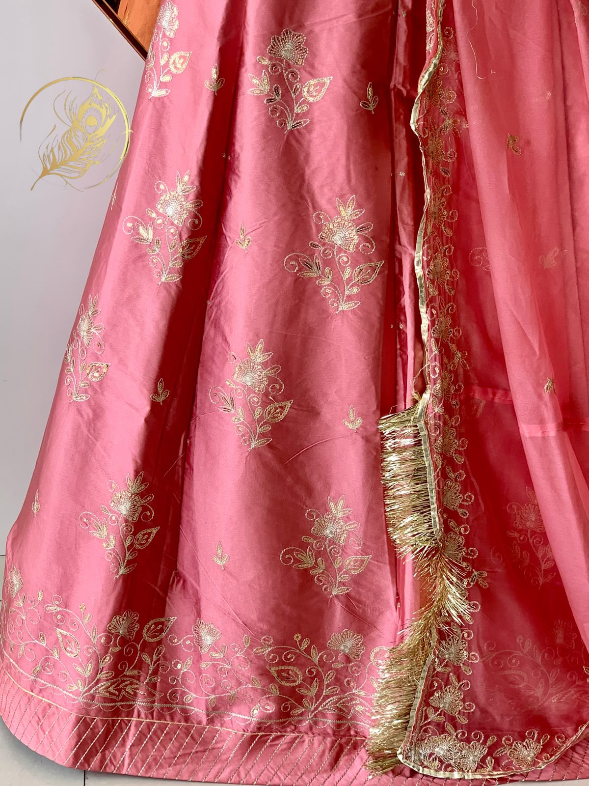 SATIN POSHAK
