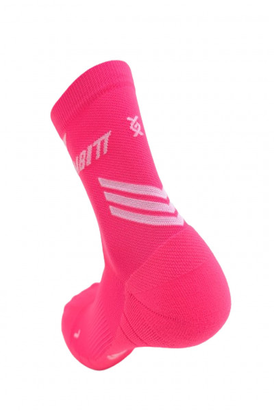 GAMBITT DISTANCE COMPRESSION SHORT SOCKS