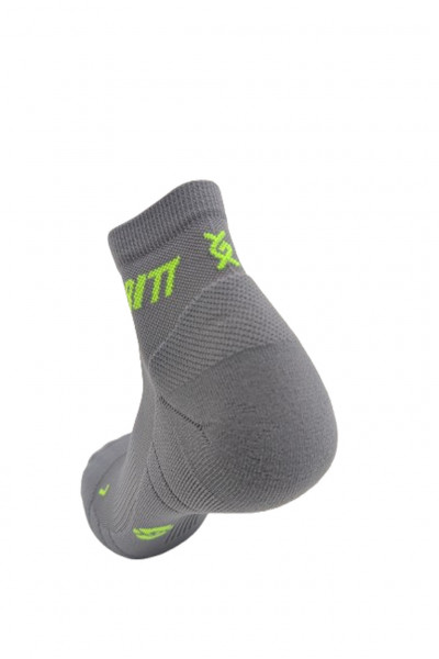 GAMBITT DISTANCE COMPRESSION LOW-CUT SOCKS