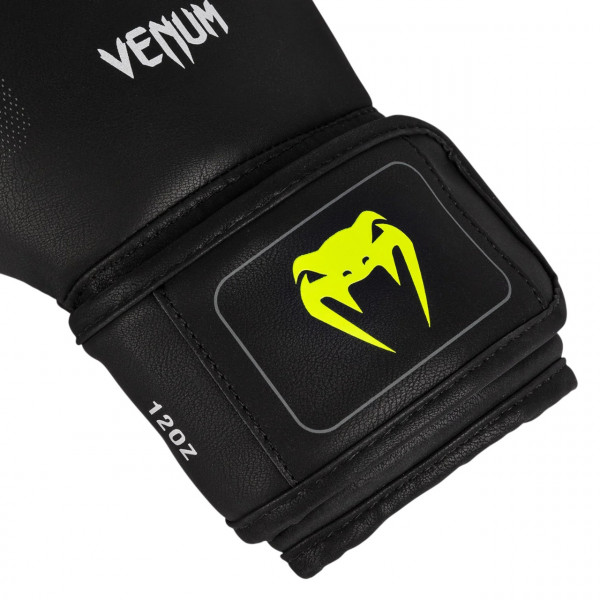 VENUM TRAINING CAMP 4.0 BOXING GLOVES