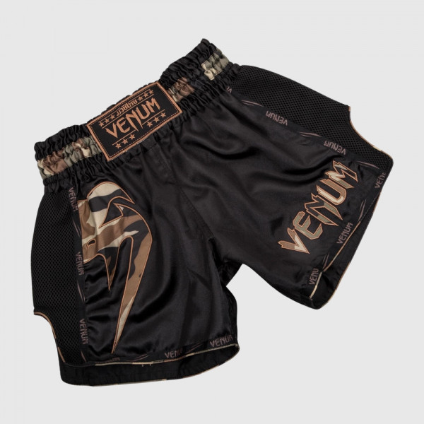 VENUM GIANT MUAY THAI SHORTS