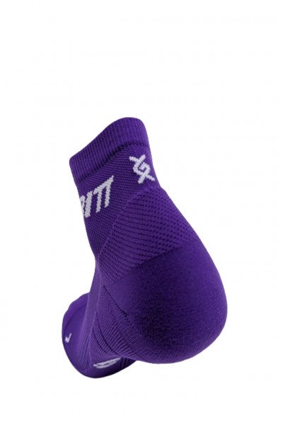 GAMBITT DISTANCE COMPRESSION LOW-CUT SOCKS