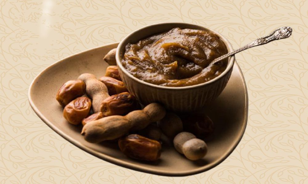 What makes Tamarind and Date Chutney a healthy choice?