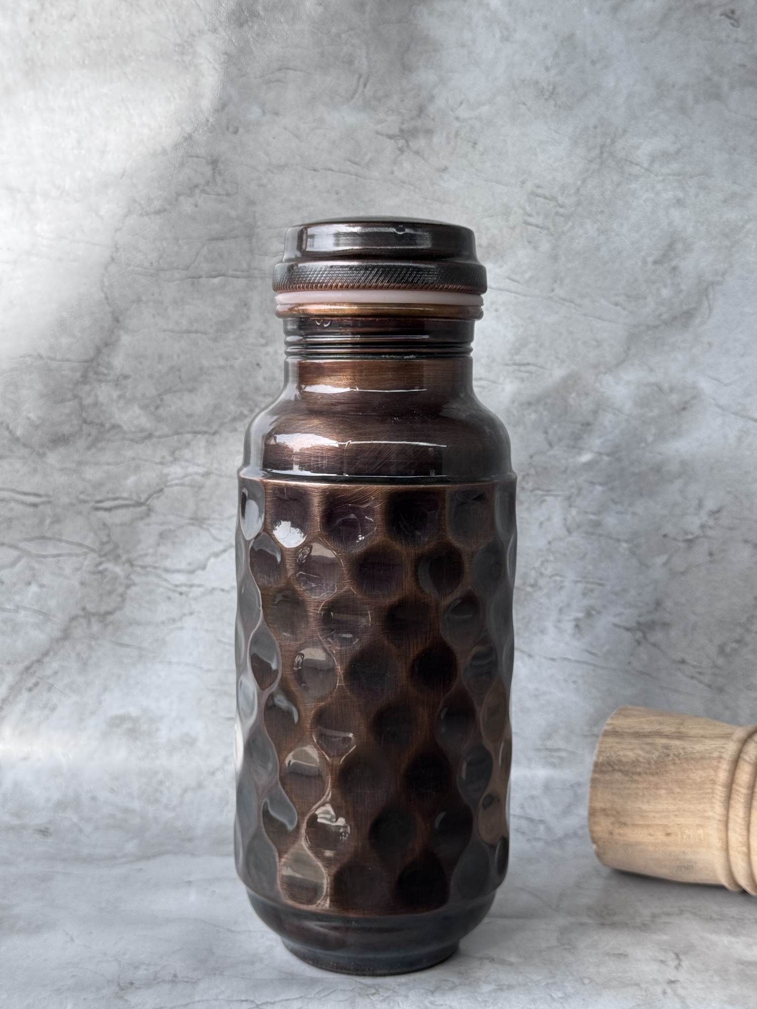 Amrut Kalash Antique Diamond Copper Bottle 1500 Ml - 1 U
