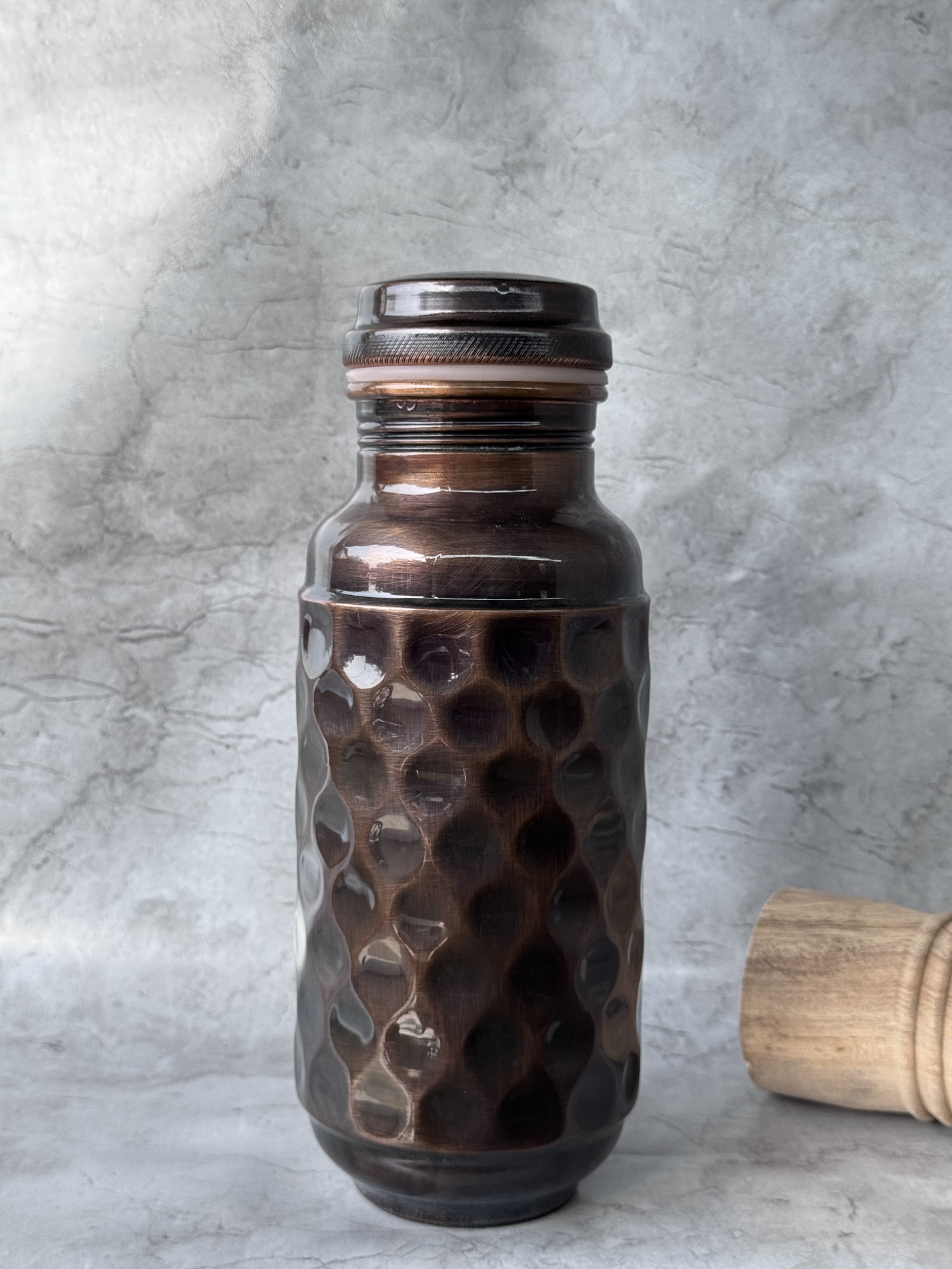 Amrut Kalash Antique Diamond Copper Bottle 1500 Ml - 1 U