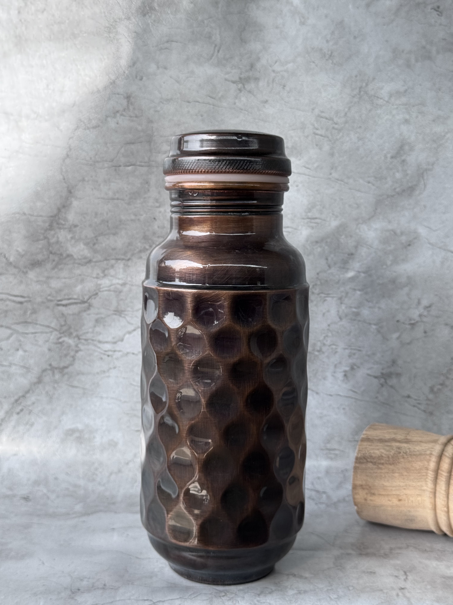 Amrut Kalash Antique Diamond Copper Bottle 1500 Ml - 1 U