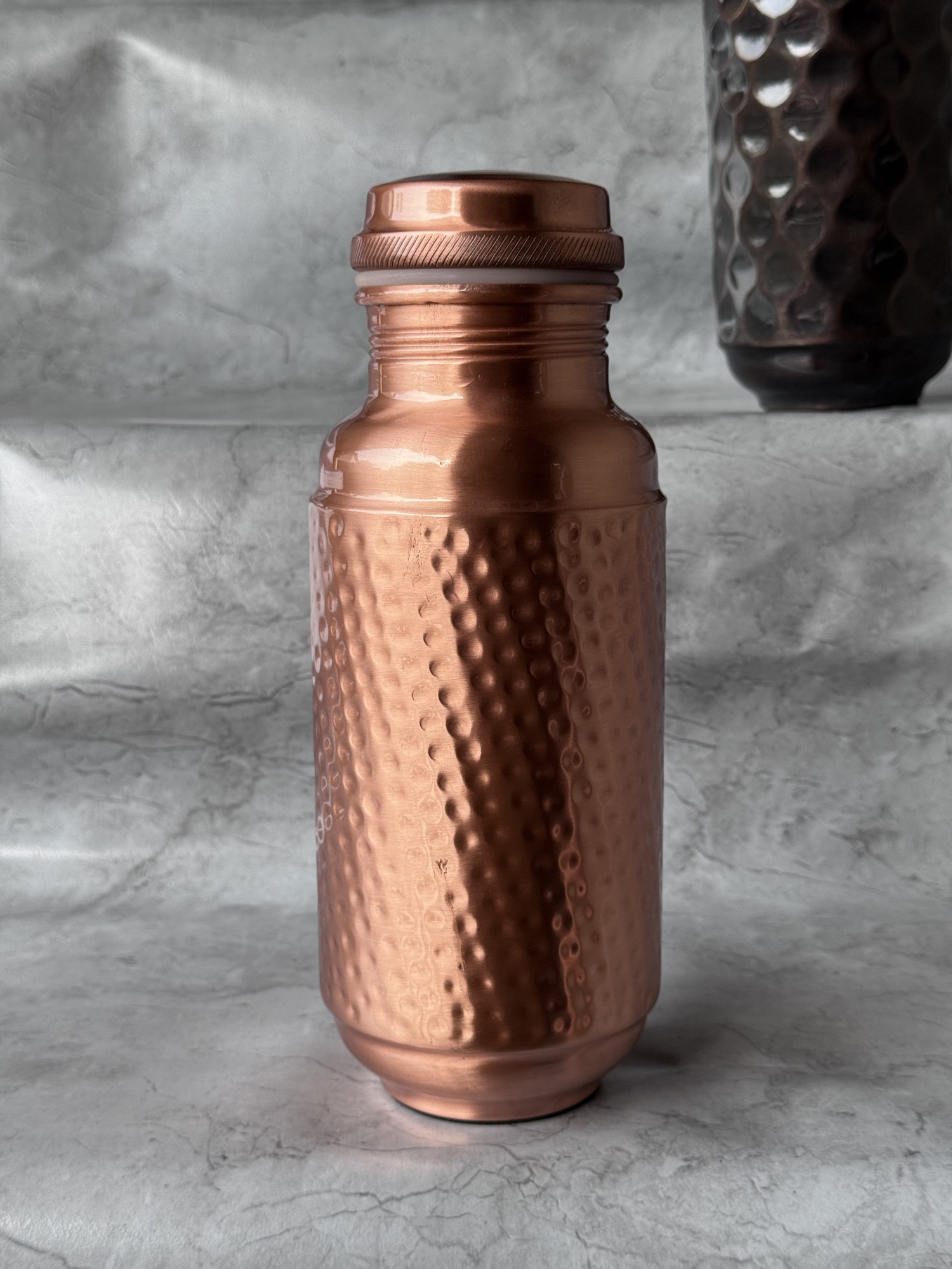 Amrut Kalash Full Spotted Copper Bottle 1500 Ml - 1 U