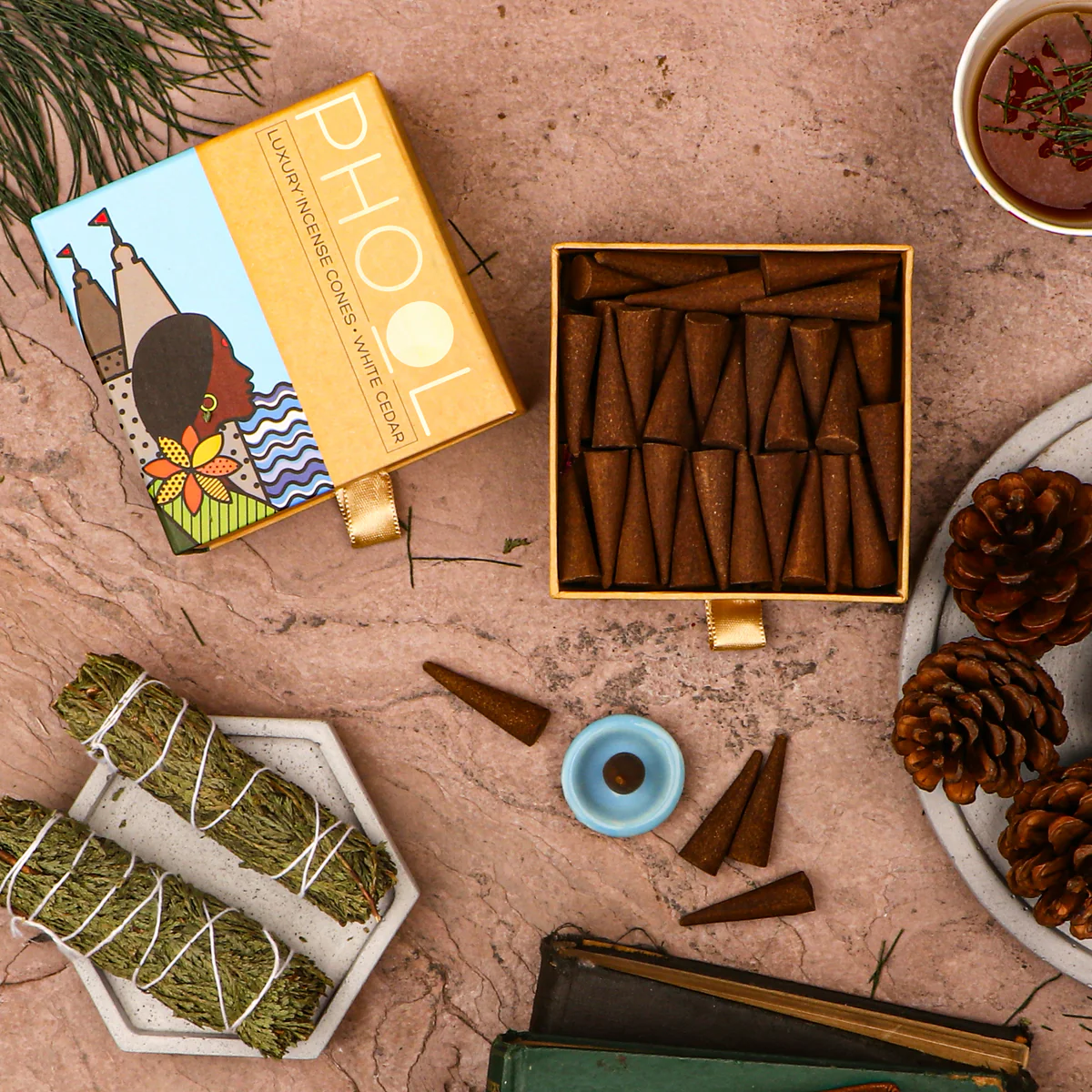 Phool Natural Incense Cones White Cedar - 40 U