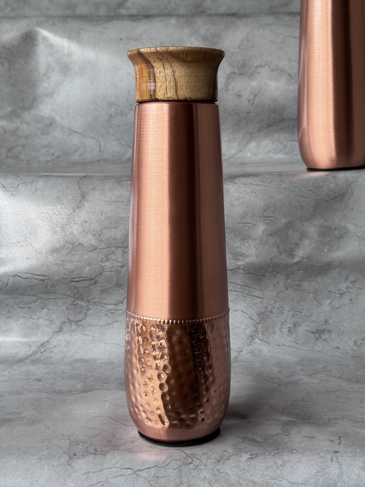 Tamra Jal Half Spotted Copper Bottle 1000 Ml - 1 U