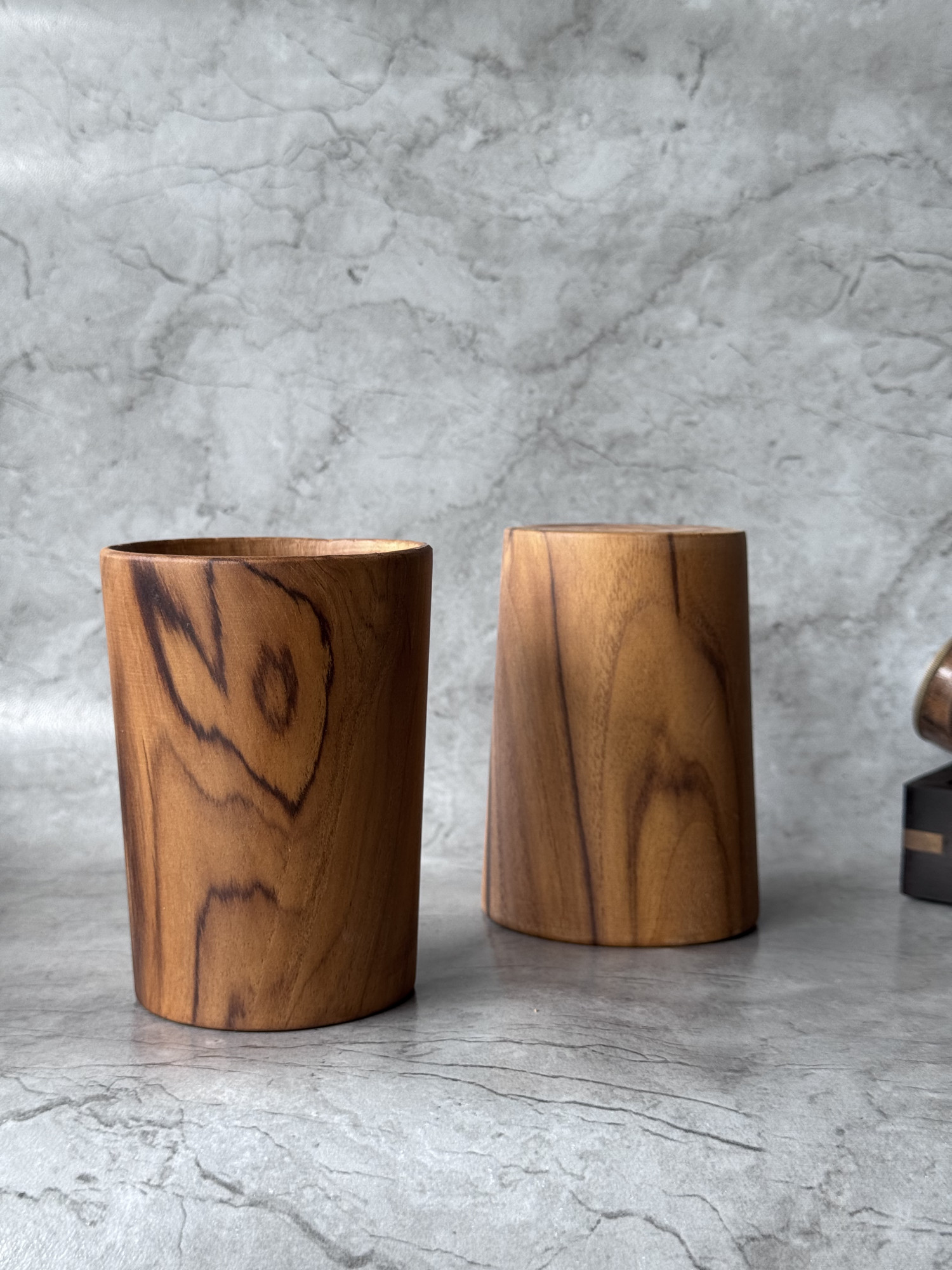 TEAK WOOD PLAIN GLASS - 1 U