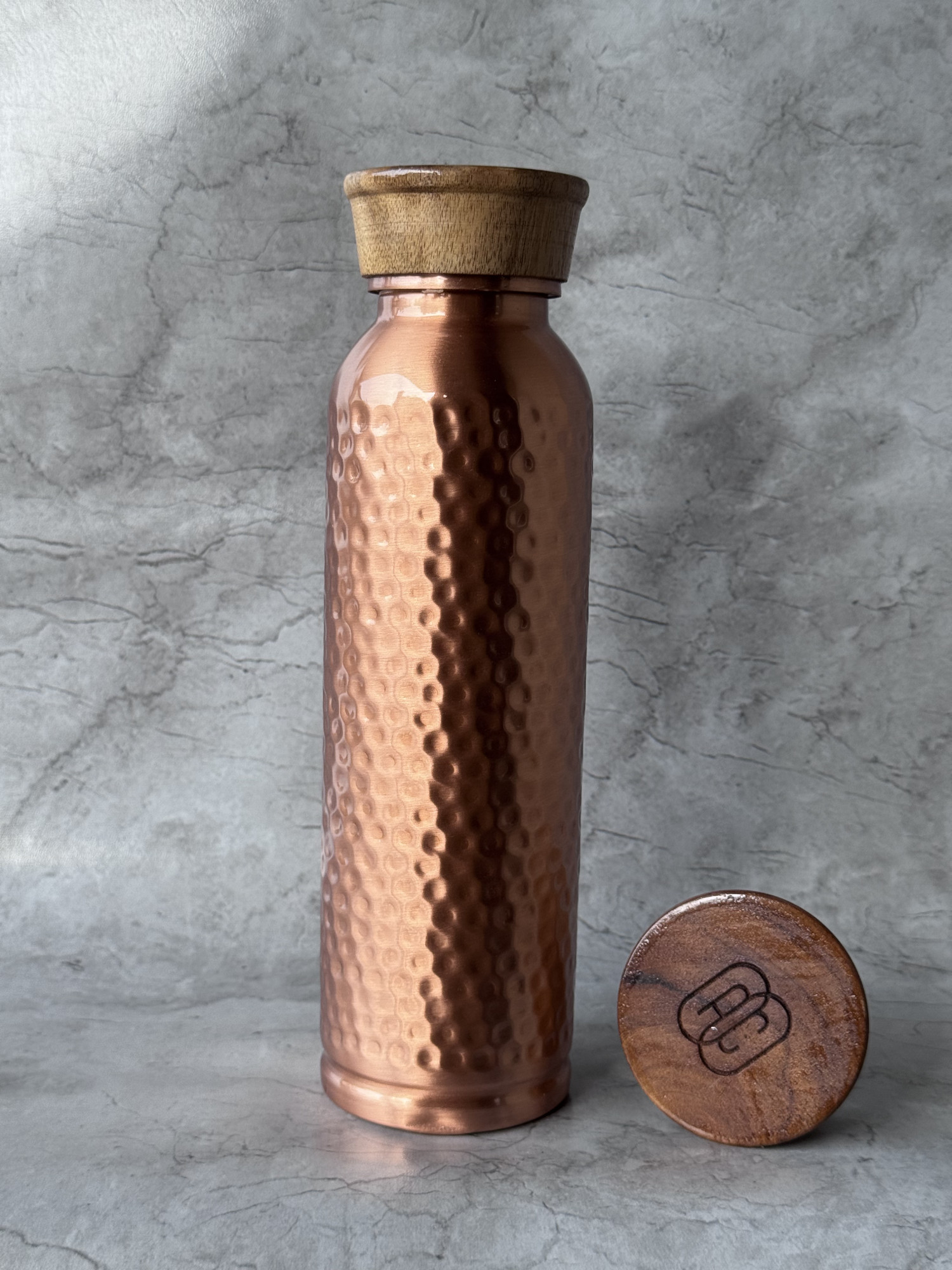 Ac Tulsi Full Spotted Copper Bottle 1000 Ml - 1 U