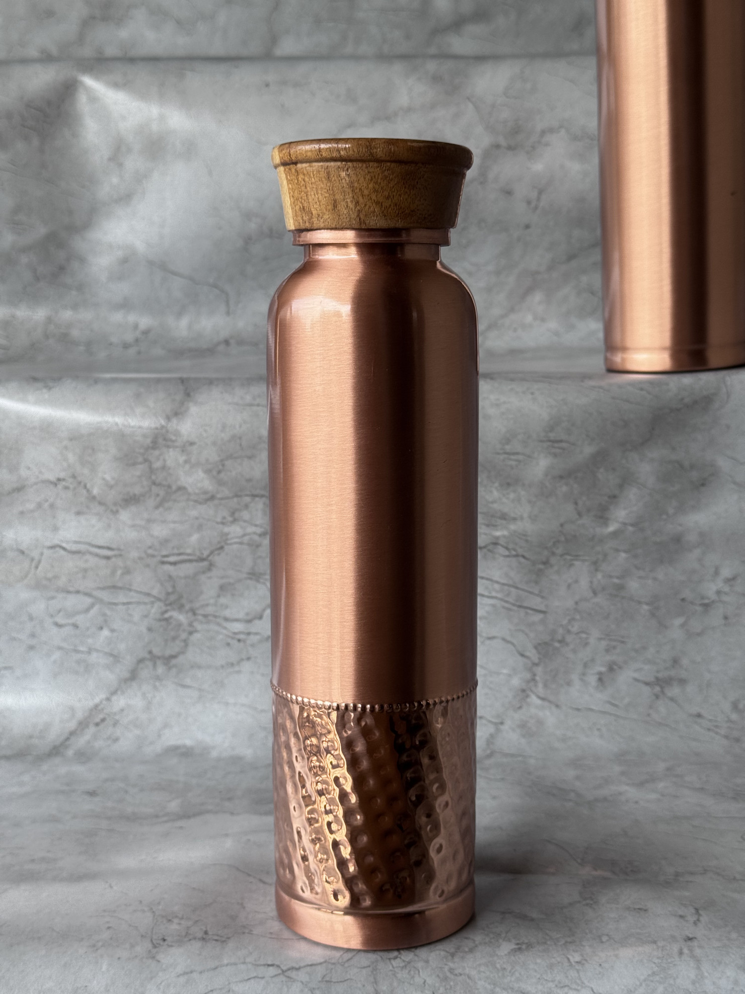 Ac Tulsi Half Spotted Copper Bottle 1000 Ml - 1 U