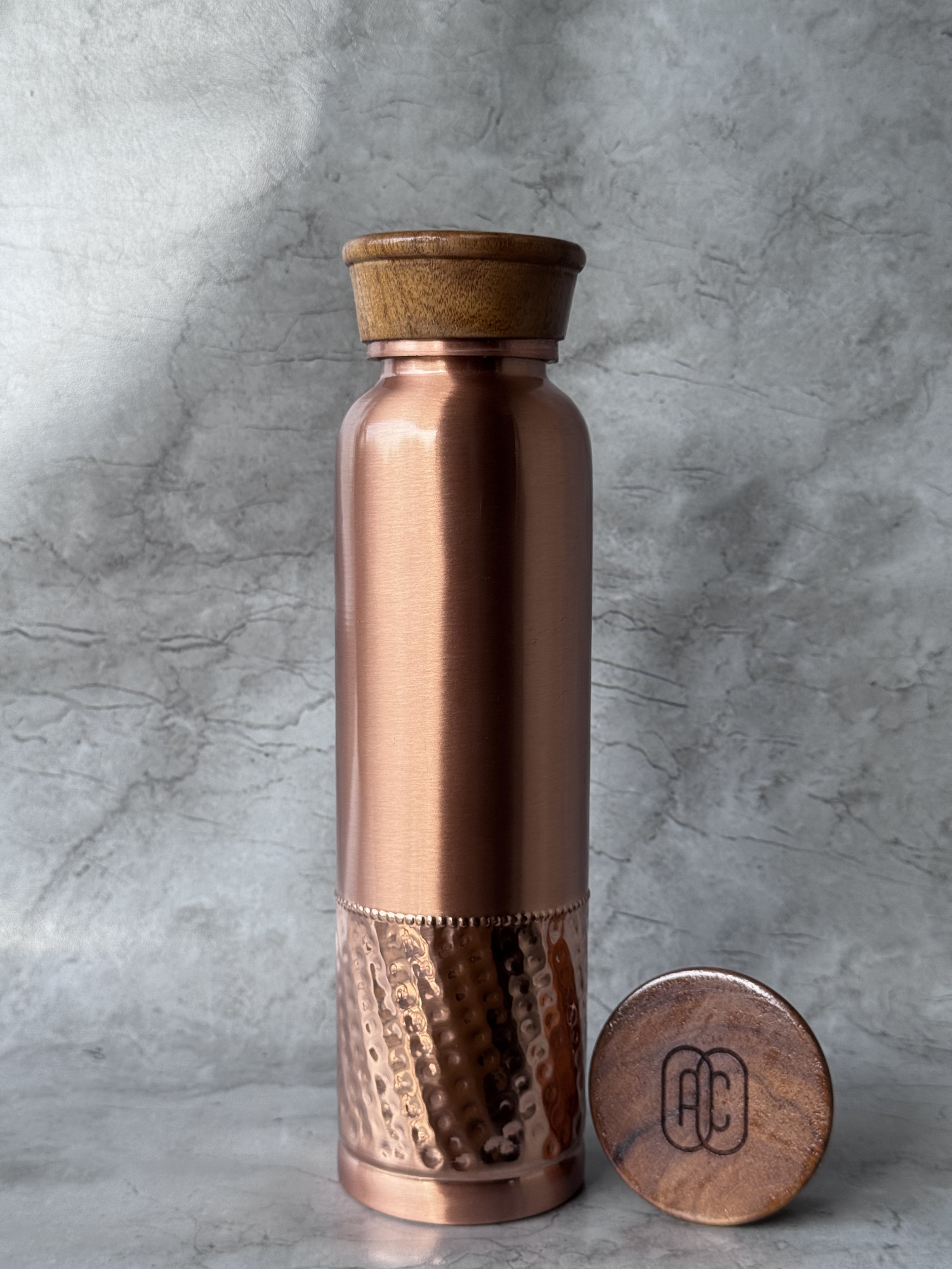 Ac Tulsi Half Spotted Copper Bottle 1000 Ml - 1 U