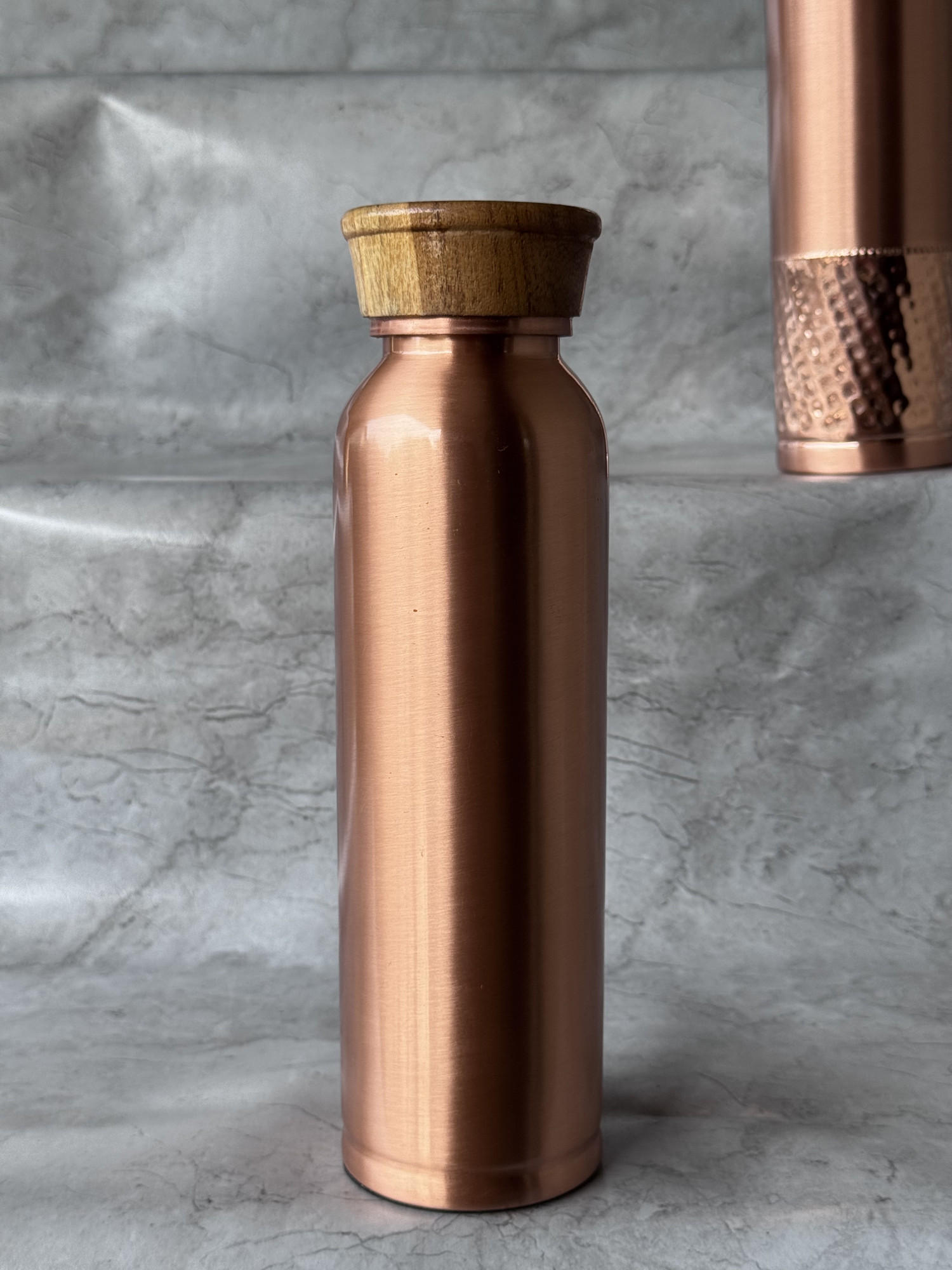 Ac Tulsi Plain Copper Bottle 1000 Ml - 1 U
