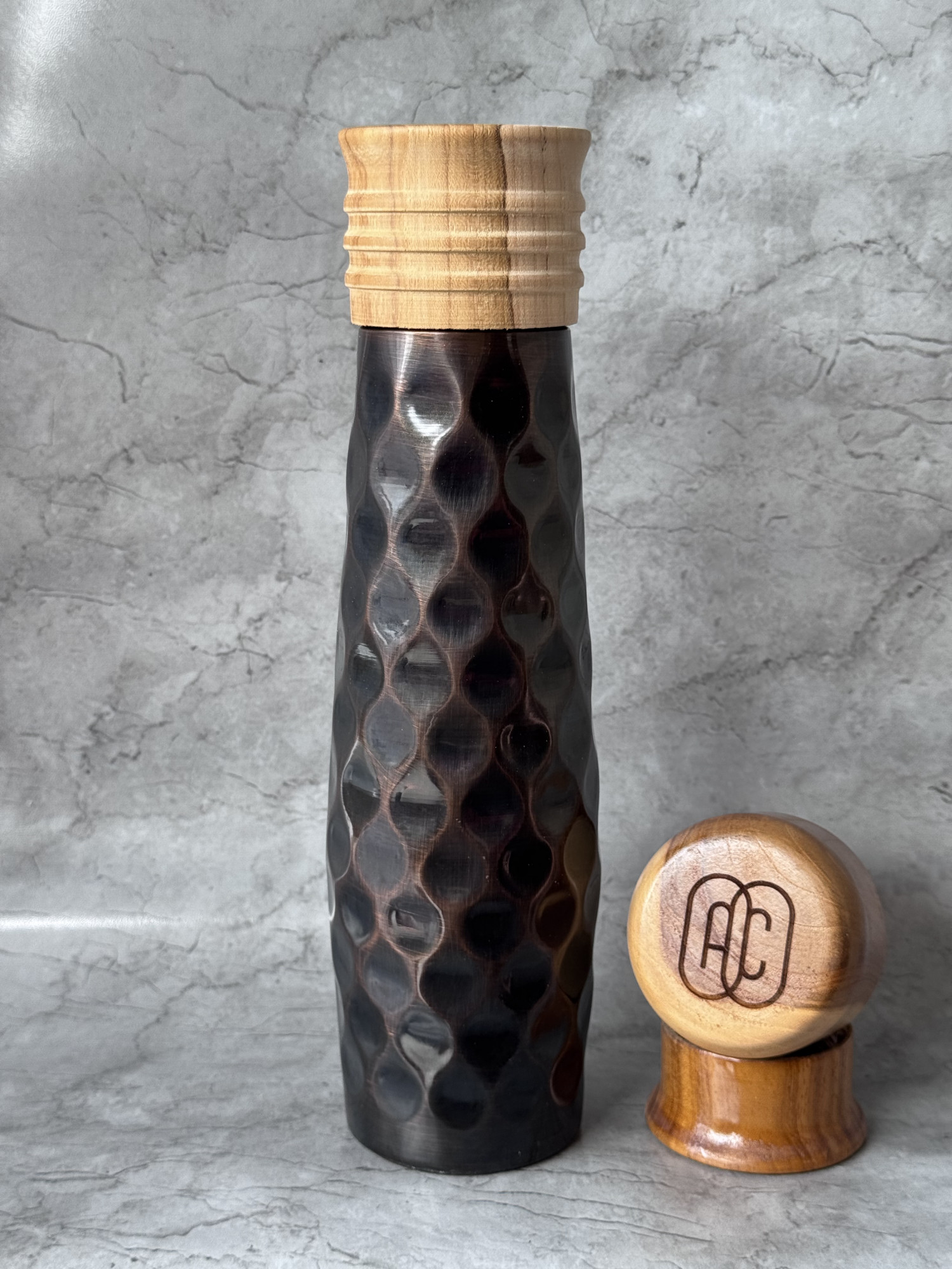 Vedavari Antique Diamond Copper Bottle 1000 Ml - 1 U