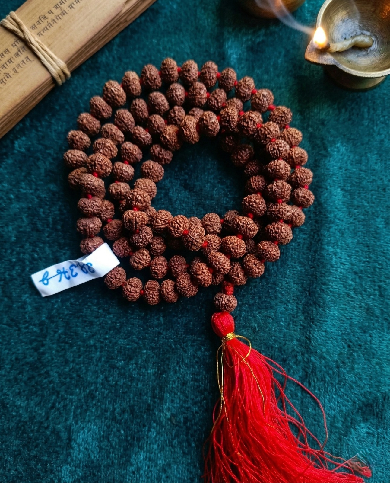 8 Mukhi Rudraksh Mala