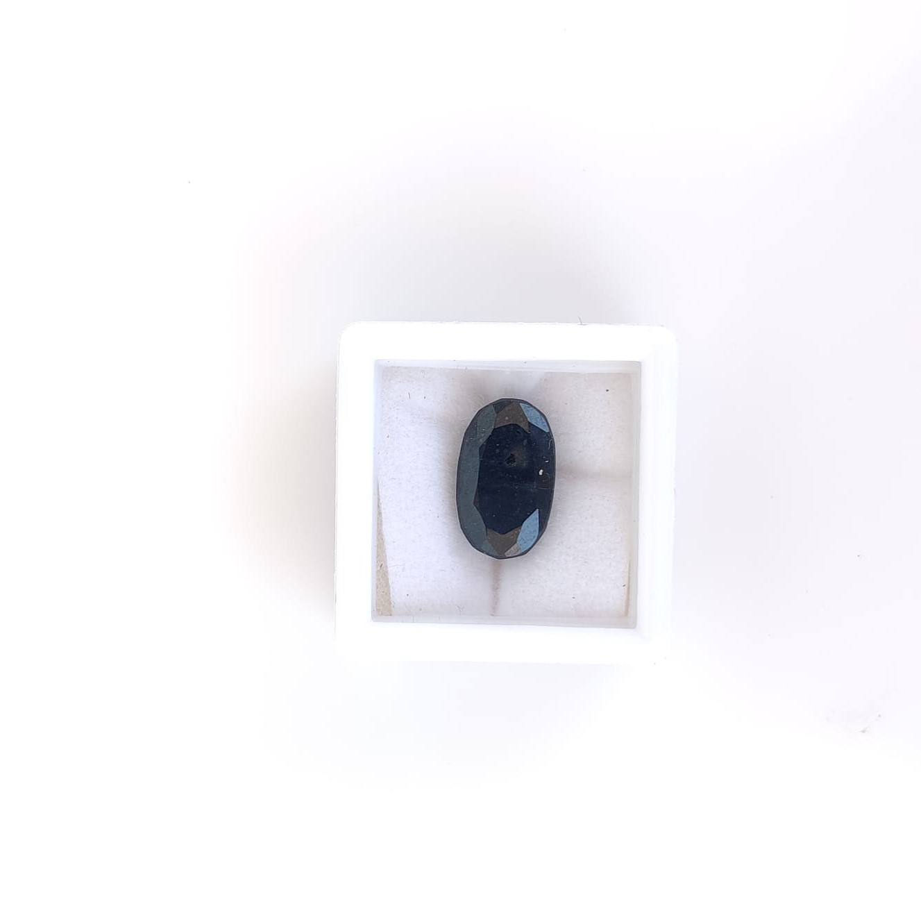 Black Tourmaline Stone - 690 Carat