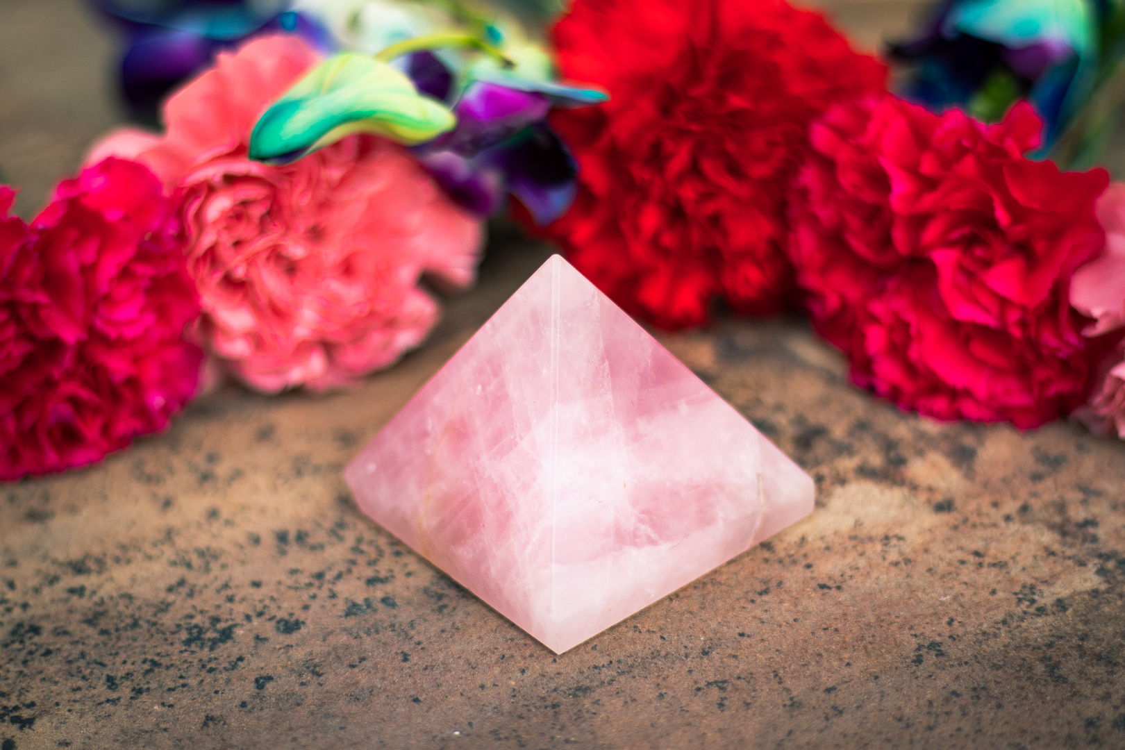 Rose Quartz Pyramid To Attract Love Calmness