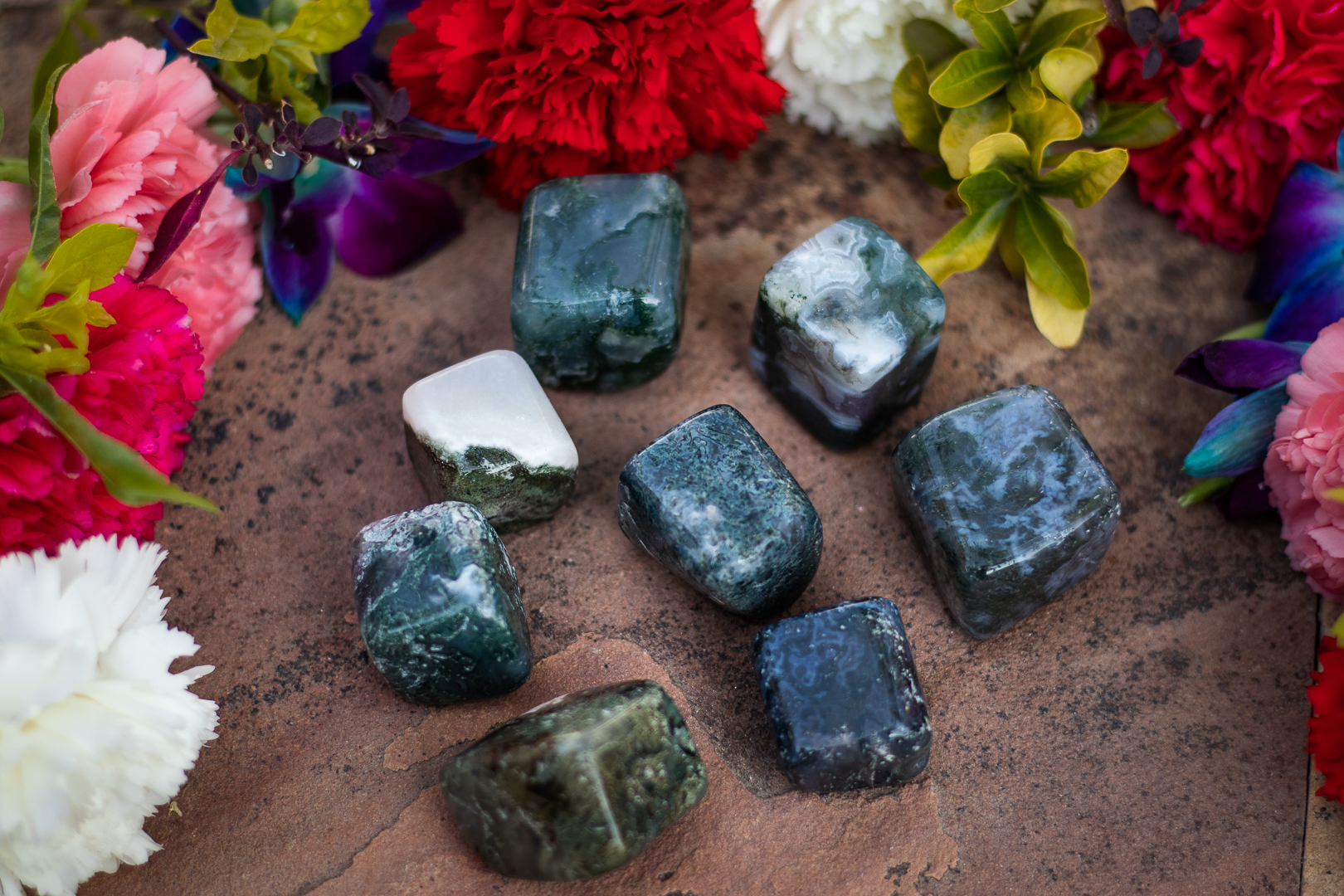Moss Agate Tumbles Pack of 100 Grams