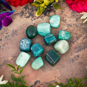 Image of Green Aventurine  Stone Tumbles (Pack of 100 Grams)