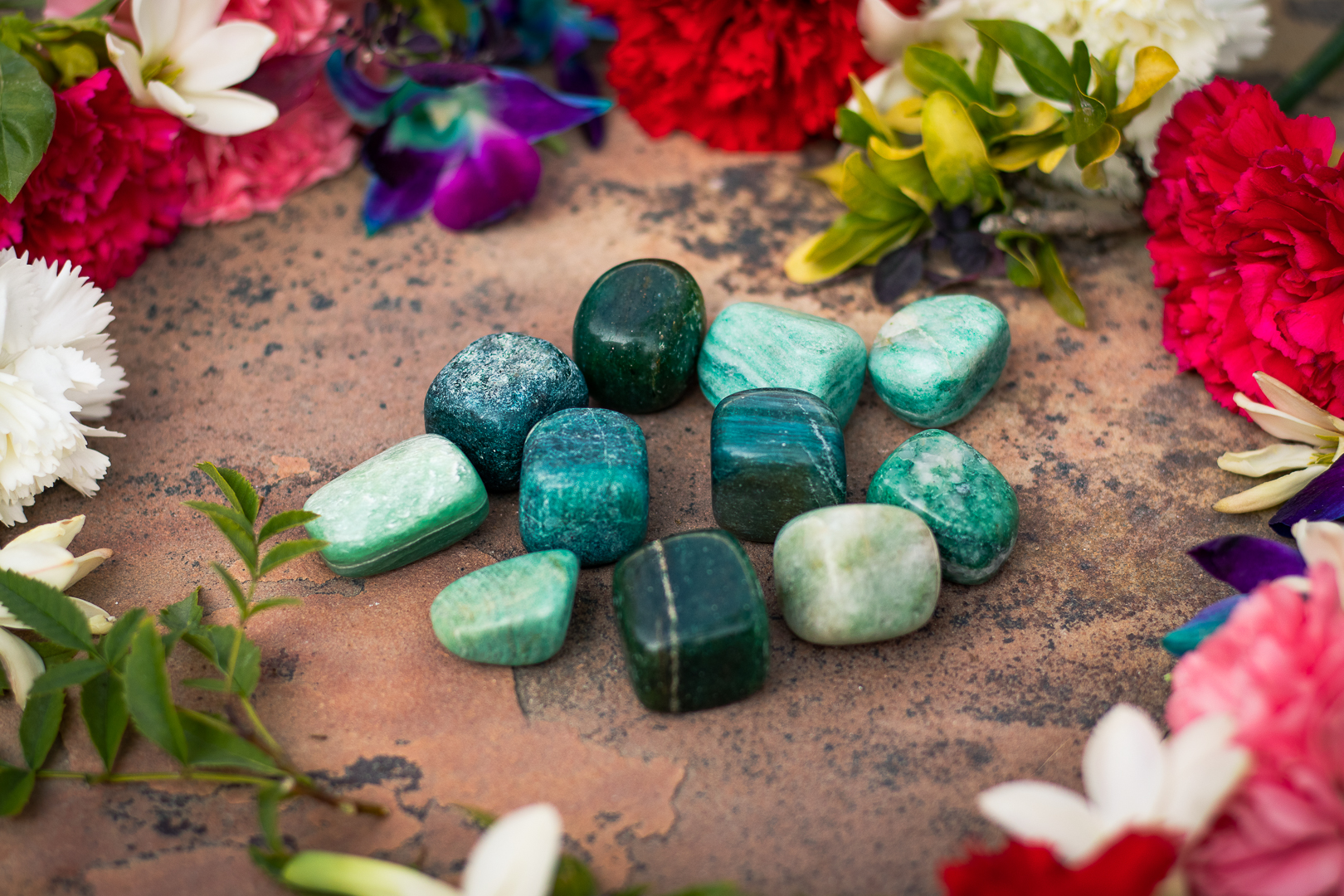 Green Aventurine Stone Tumbles Pack of 100 Grams