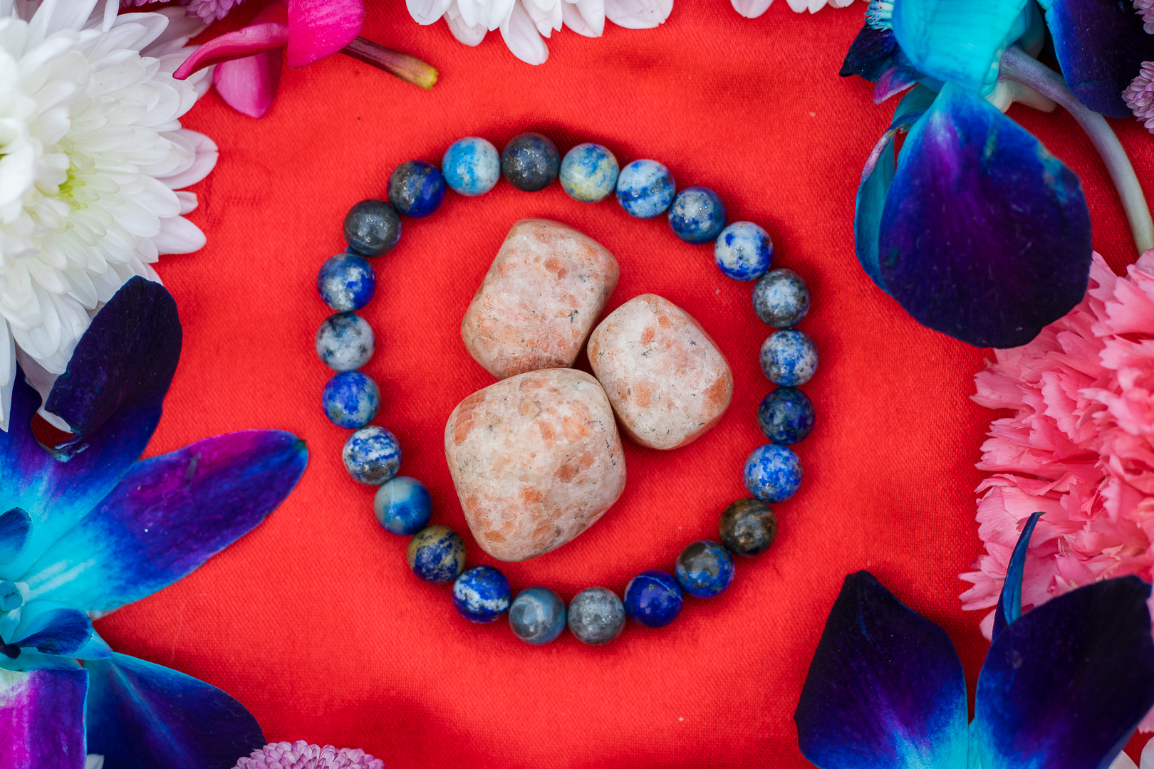 Sun Stone Tumbles Lapis Lazuli Bracelet For Career Growth