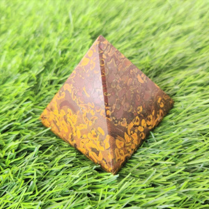 Image of Mariam Stone Pyramid (For Nurturing &amp; Healing)