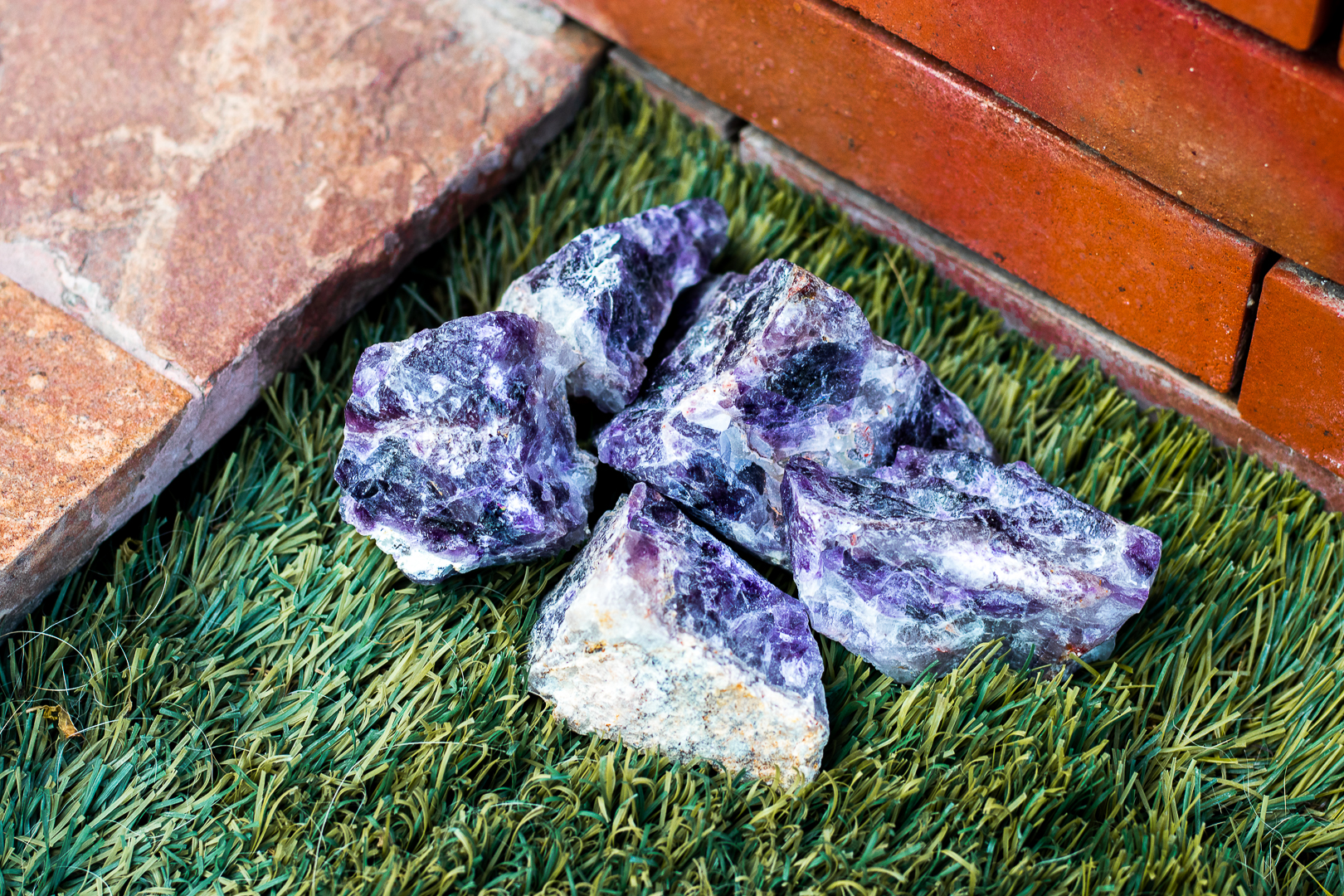 Raw Amthetyst Stones - Good for skin constructive thinking future