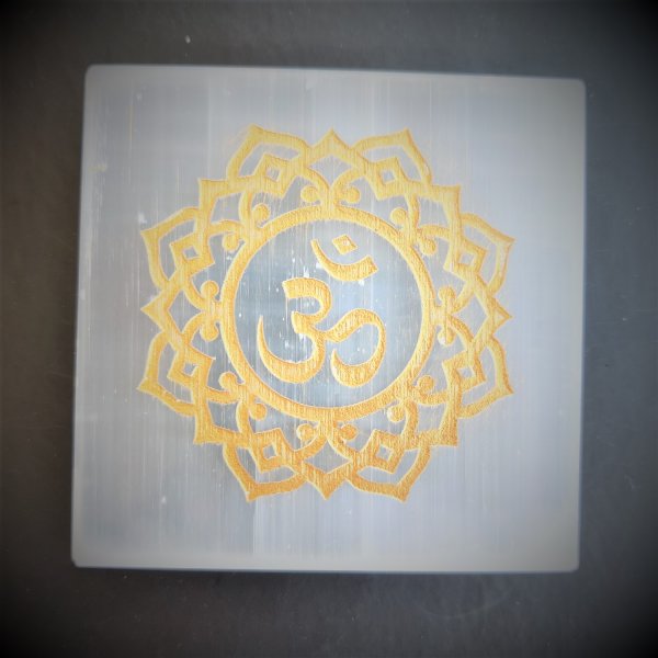 Image of Selenite Plate With &quot;OM&quot;Engraved - For peace &amp; prosperity.