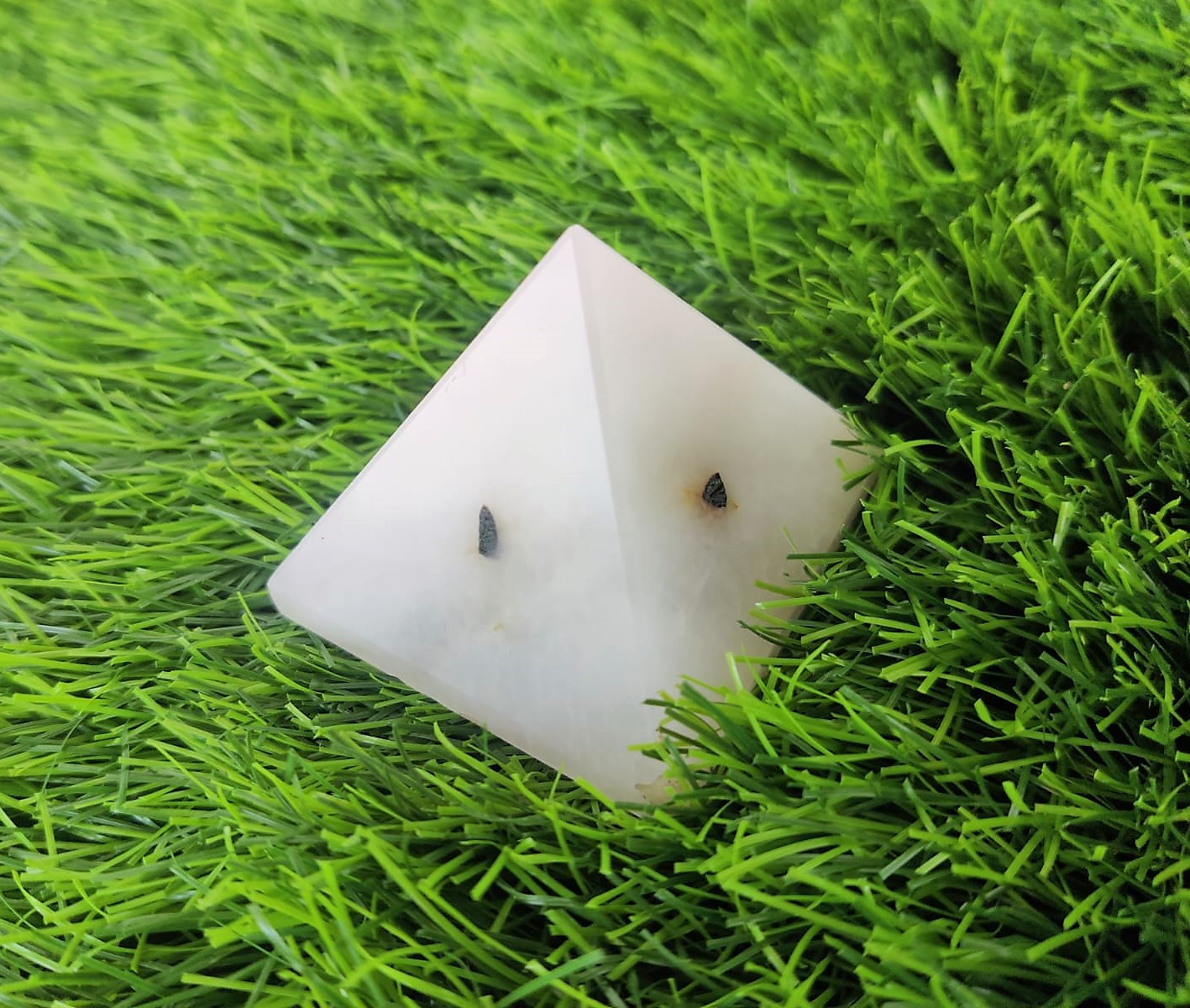 Moonstone Pyramid - To Support Emotions