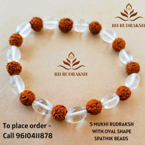 Image of 5 Mukhi Rudraksh With Oval Shape Shapthik Bracelet.