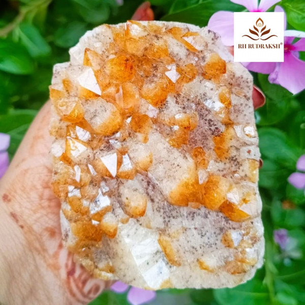 Image of Yellow Citrine Cluster - 511.50 Grams