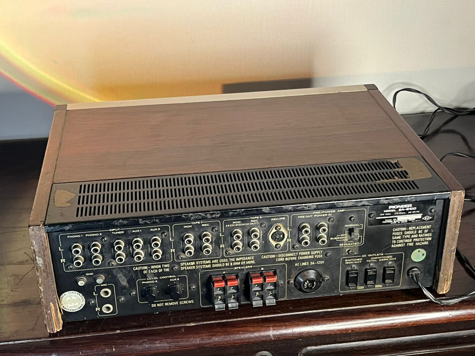 Pioneer SA-8100 Stereo Amplifier