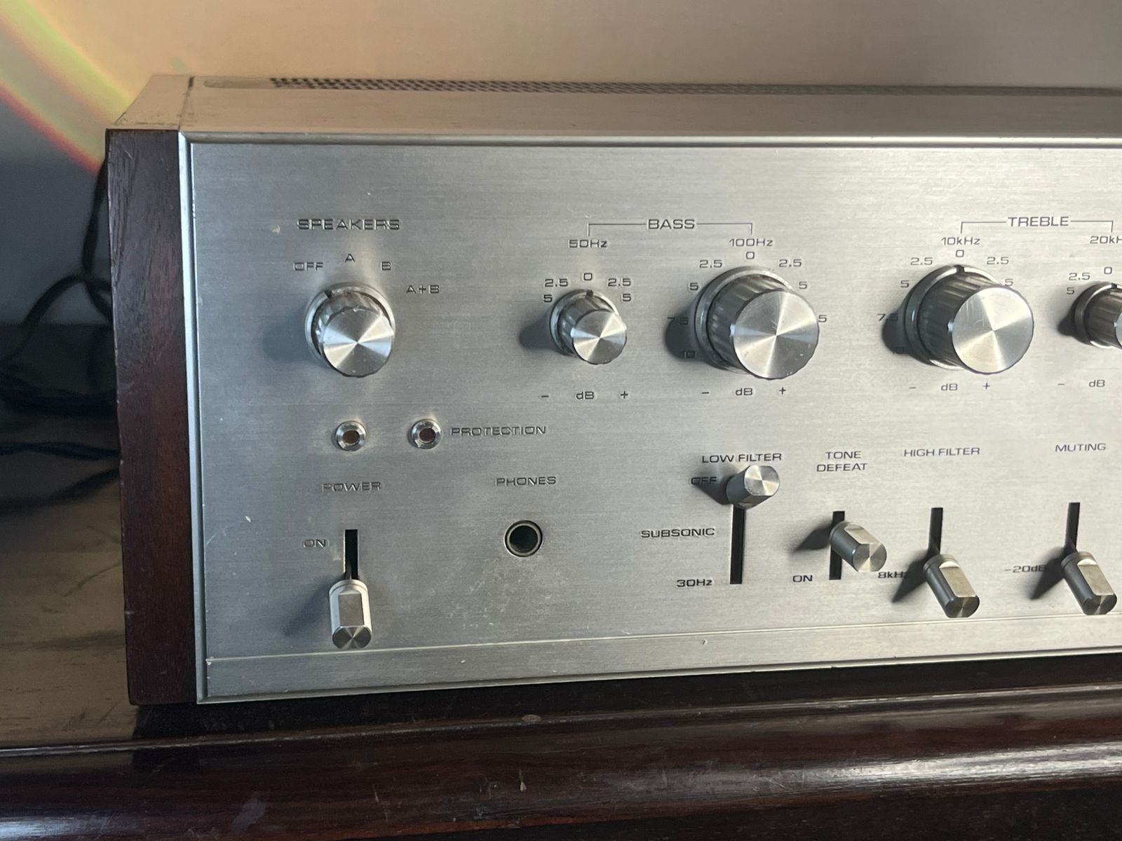 Pioneer SA-8100 Stereo Amplifier
