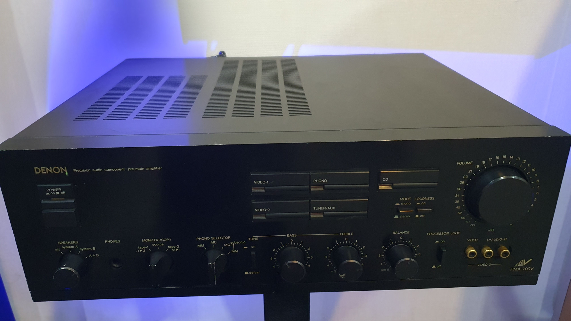 Denon PMA-700V