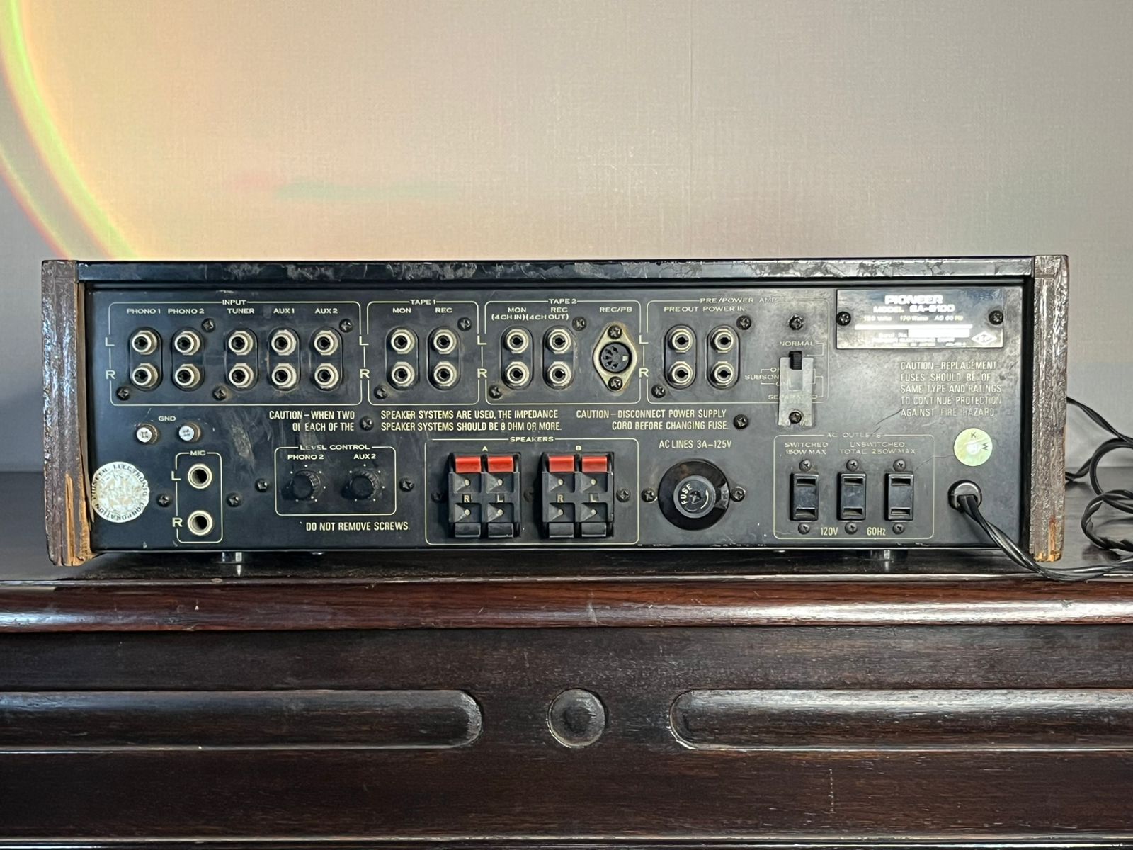 Pioneer SA-8100 Stereo Amplifier