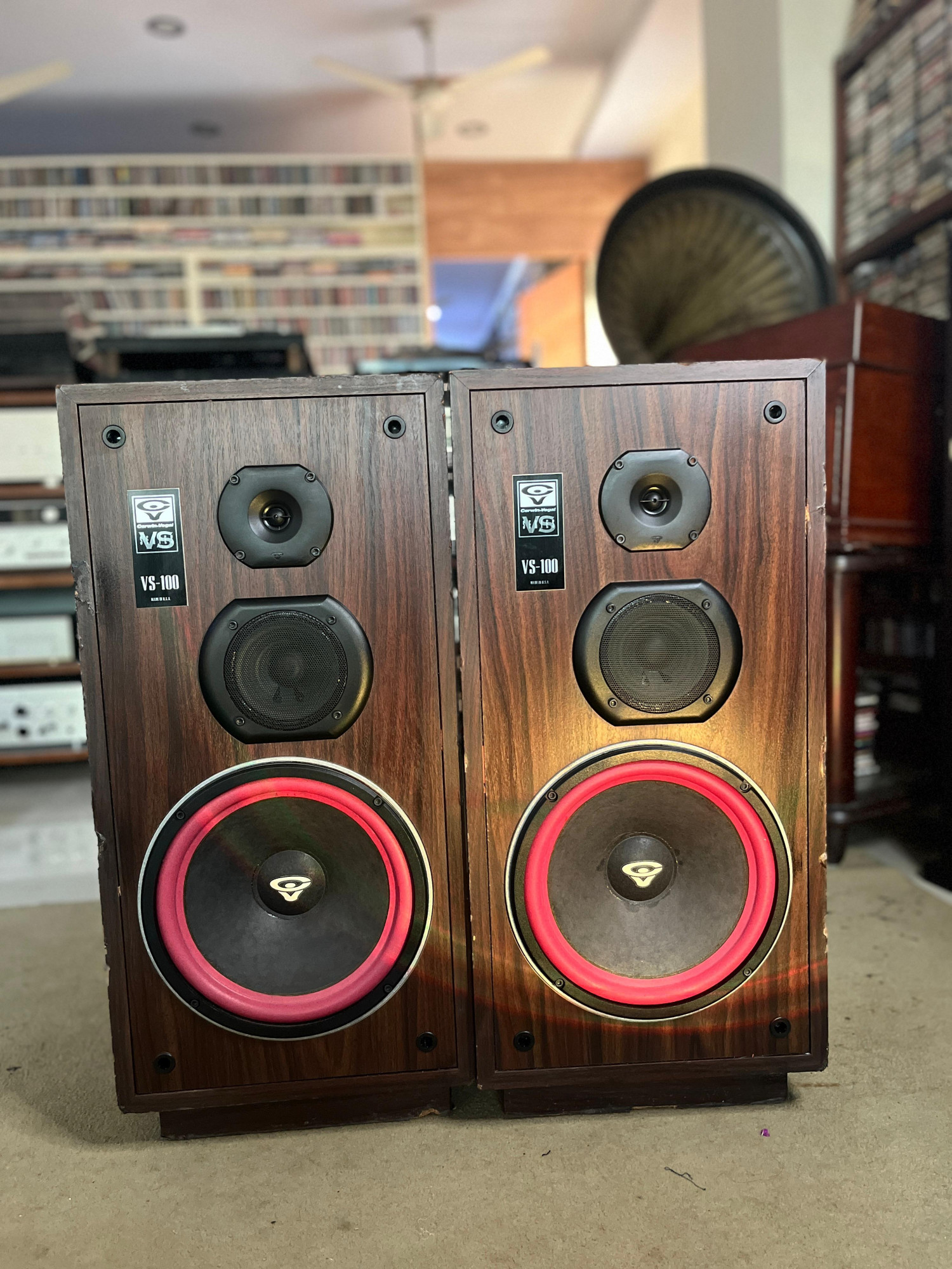 Cerwin Vega VS-100 Speaker