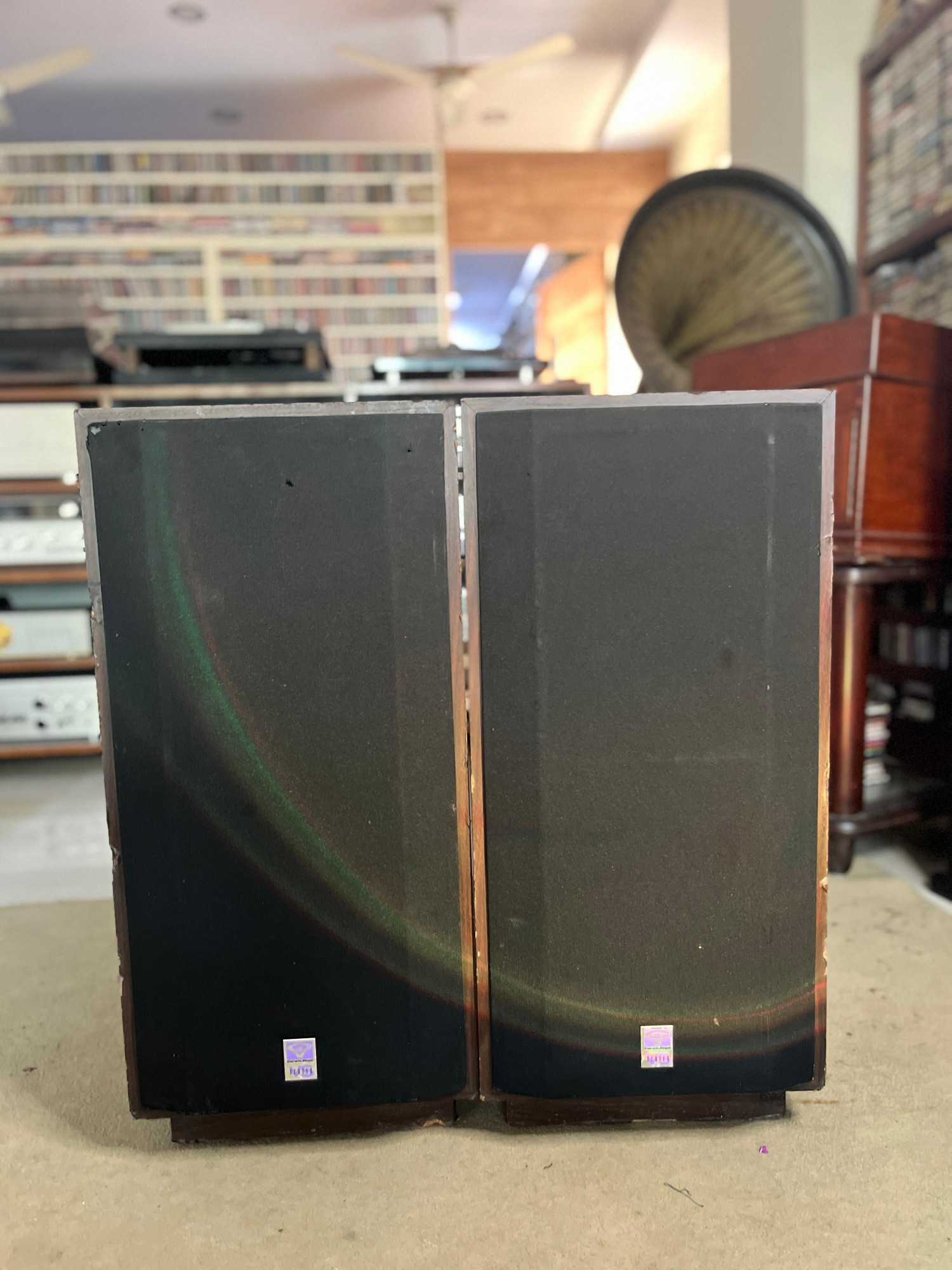 Cerwin Vega VS-100 Speaker