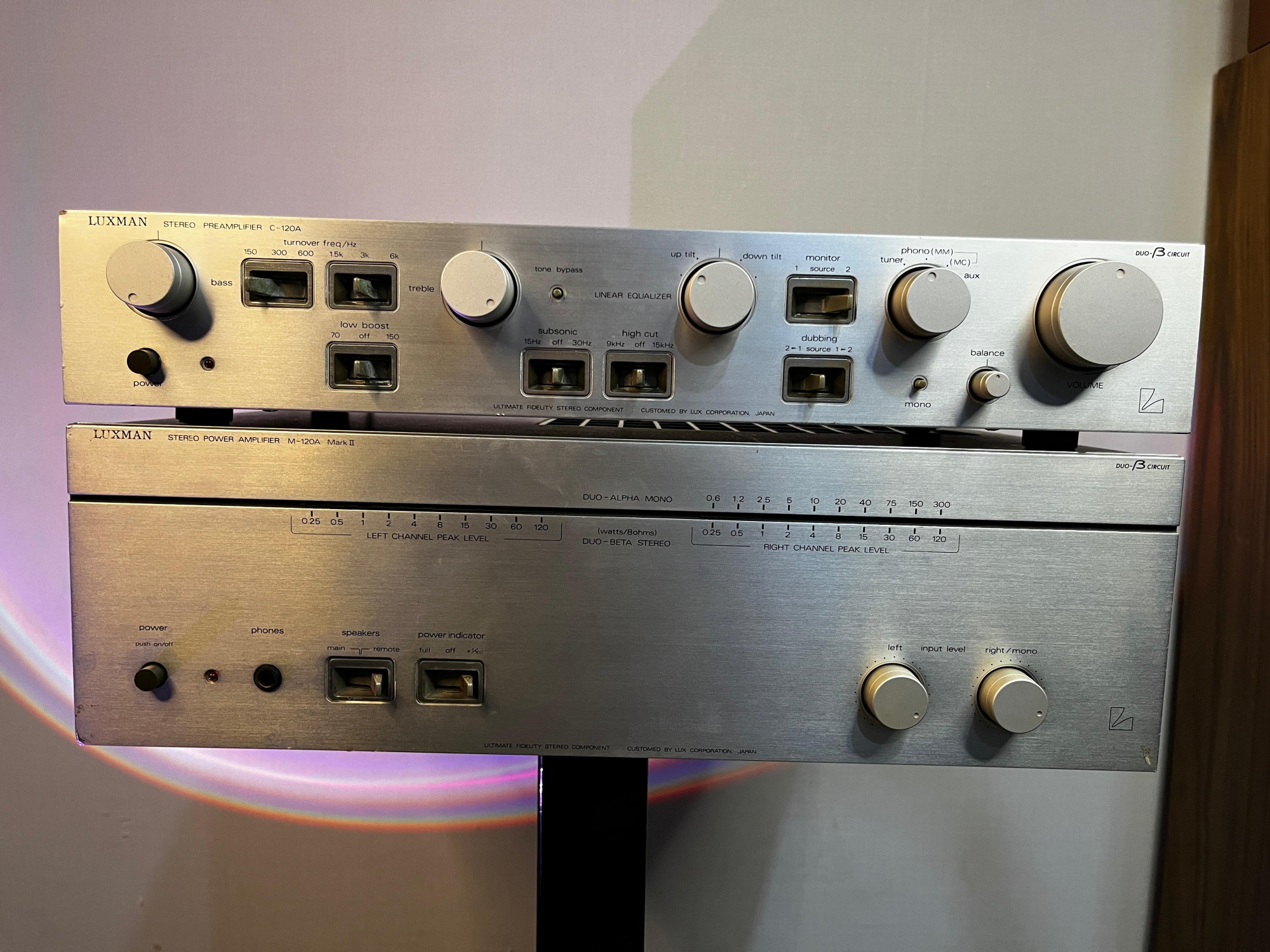 Luxman M 383 stereo power amplifier Luxman C 02 stereo pre amplifier