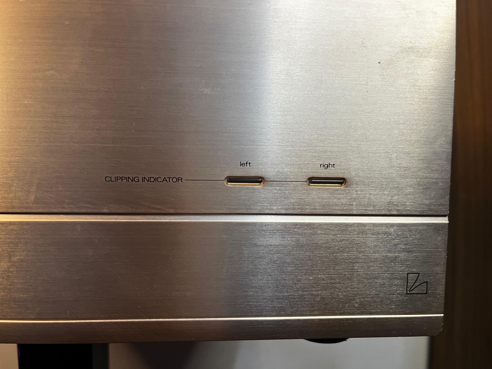 Luxman M 383 stereo power amplifier Luxman C 02 stereo pre amplifier