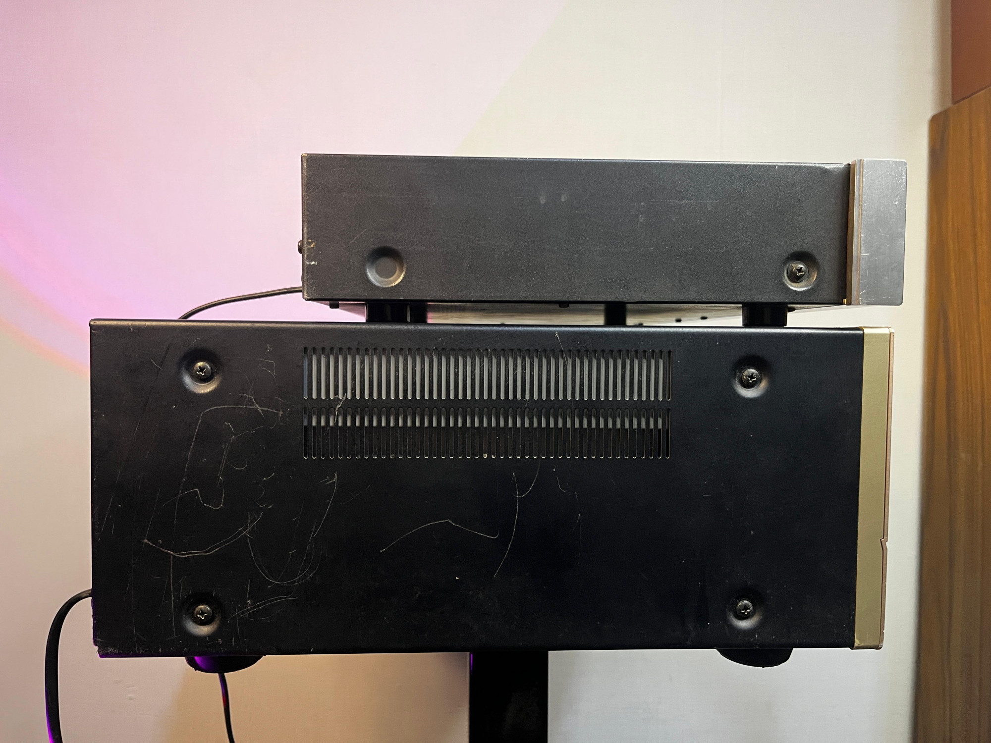 Luxman M 383 stereo power amplifier Luxman C 02 stereo pre amplifier