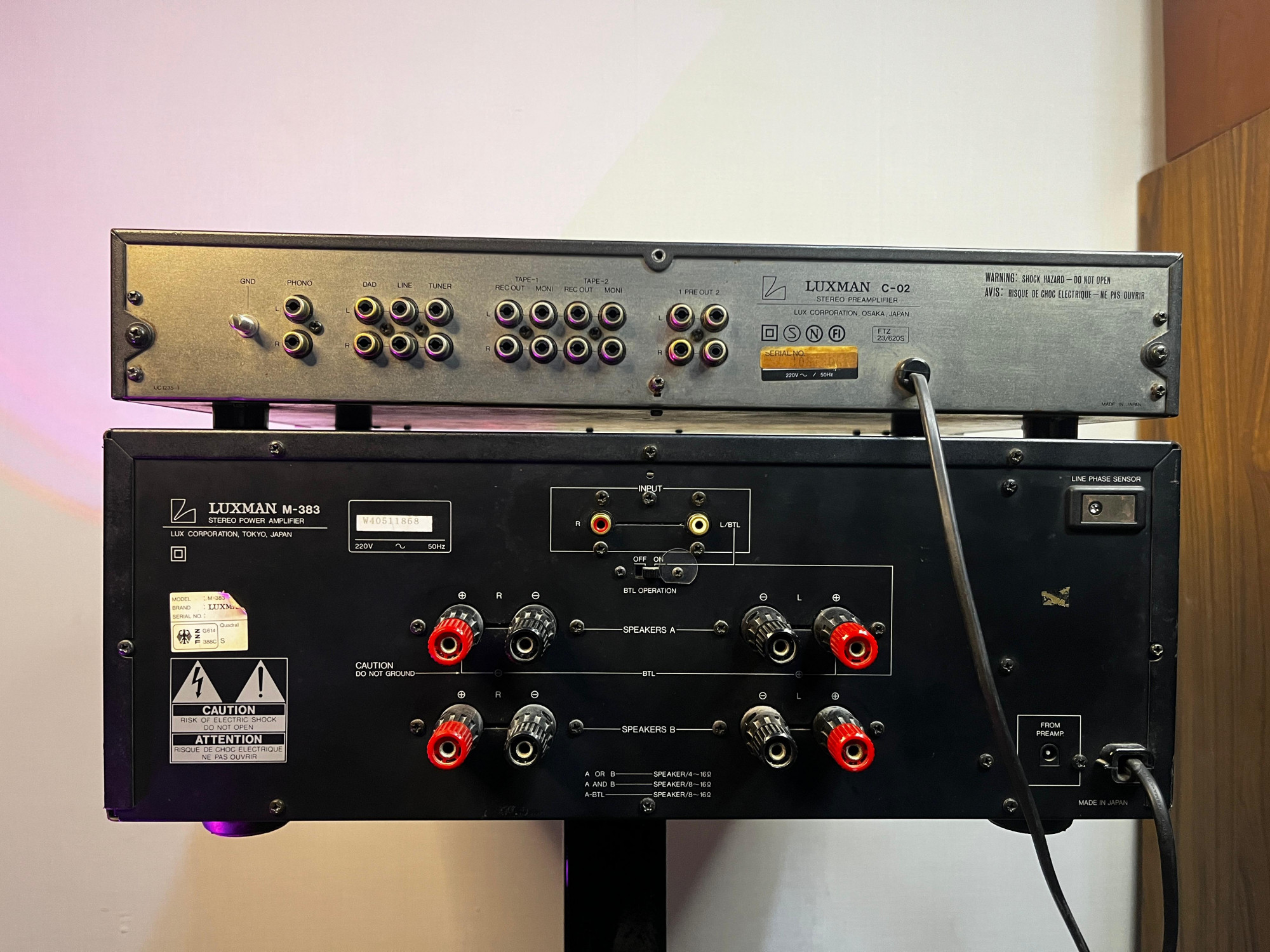 Luxman M 383 stereo power amplifier Luxman C 02 stereo pre amplifier