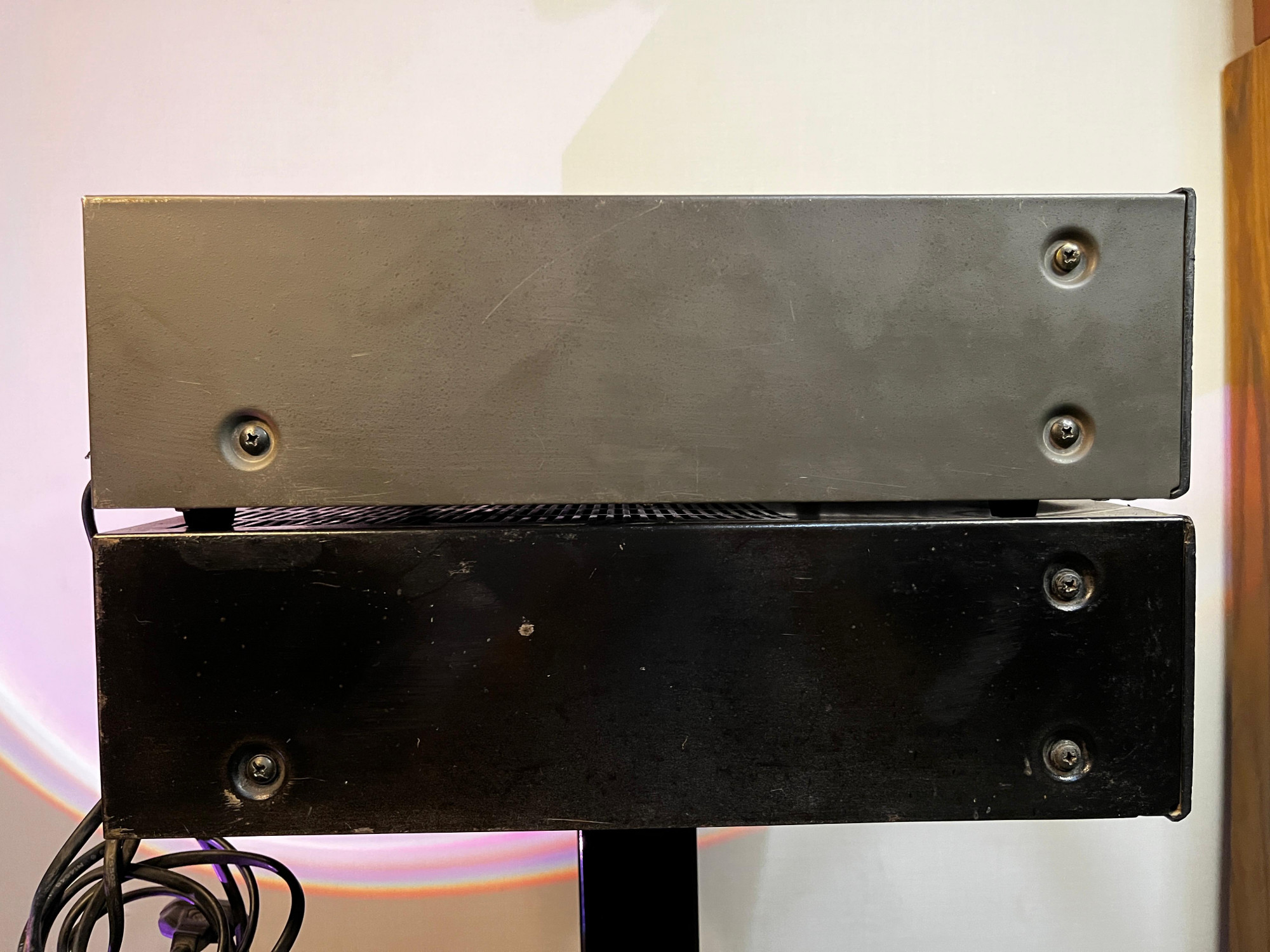 Nad 3240PE stereo amplifier Nad 2240PE stereo power amplifier