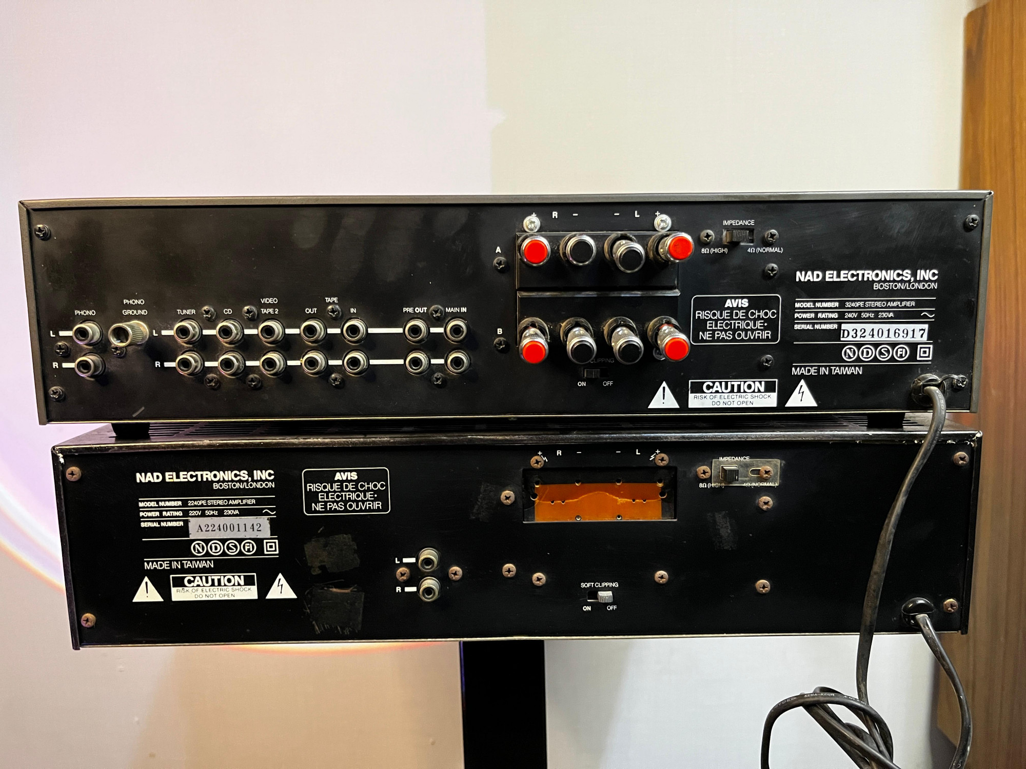 Nad 3240PE stereo amplifier Nad 2240PE stereo power amplifier