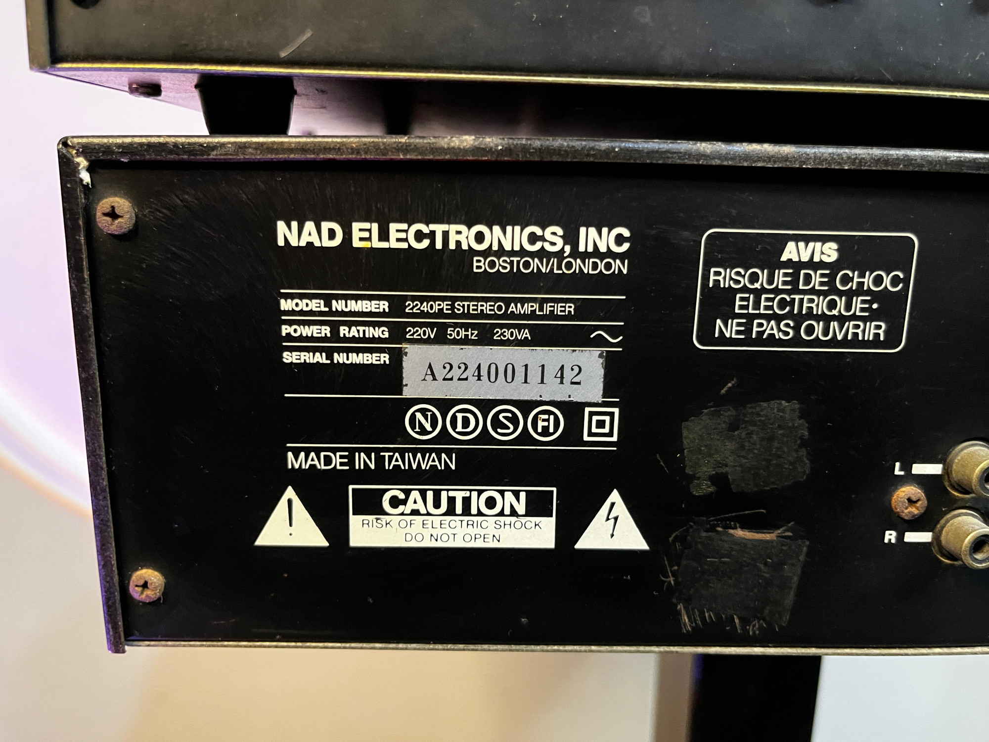 Nad 3240PE stereo amplifier Nad 2240PE stereo power amplifier