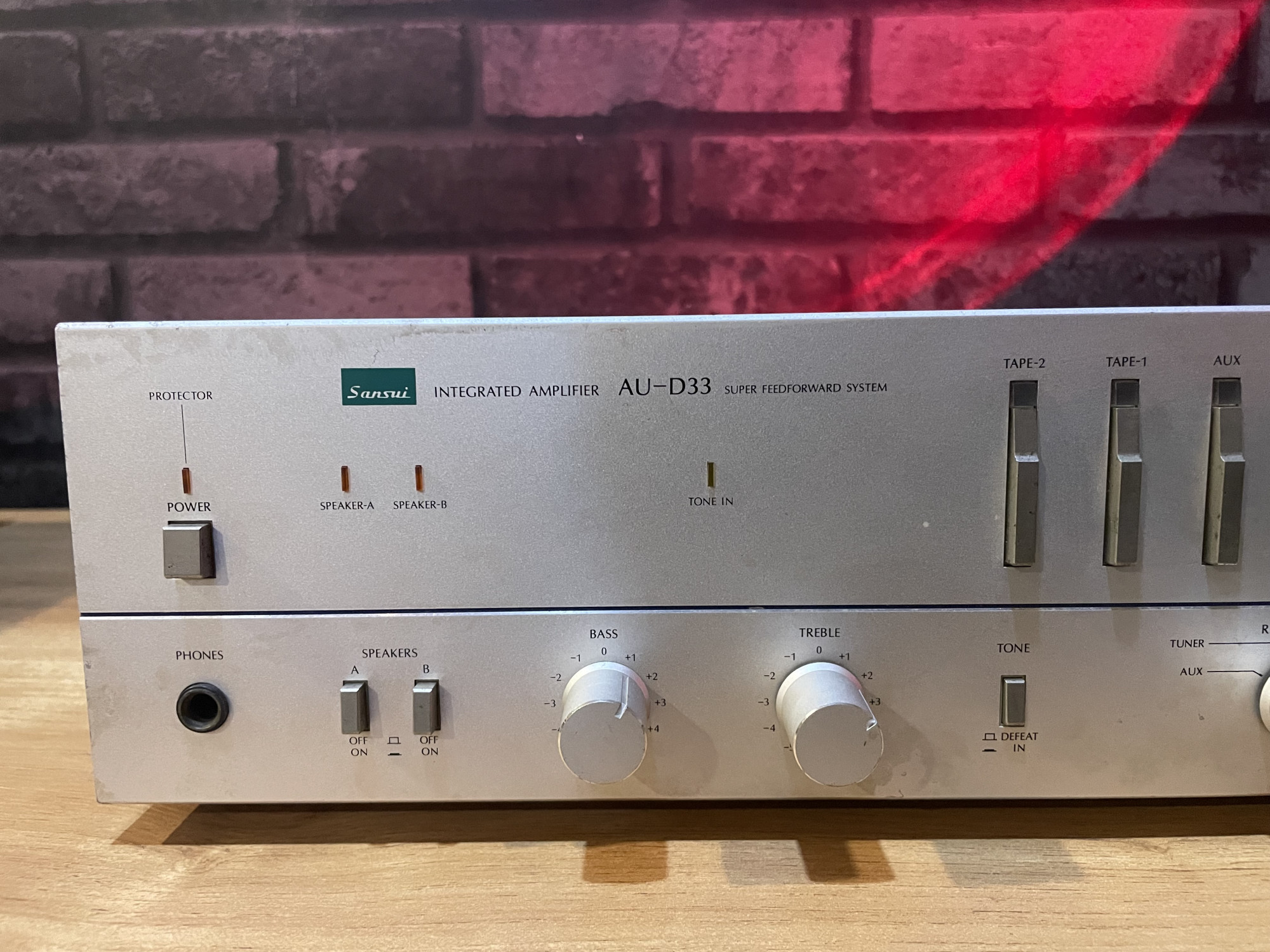 Sansui AU-D33