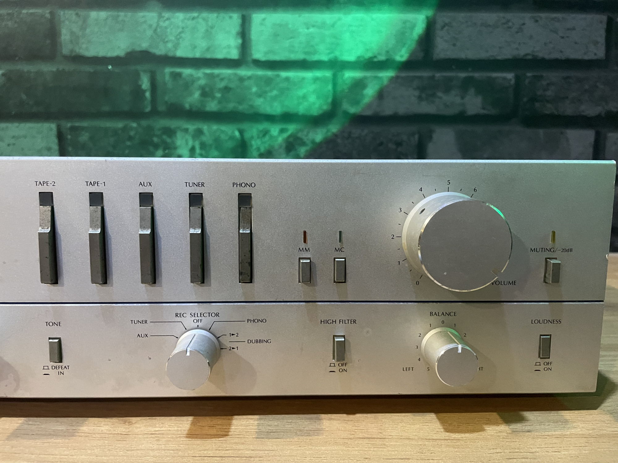 Sansui AU-D33